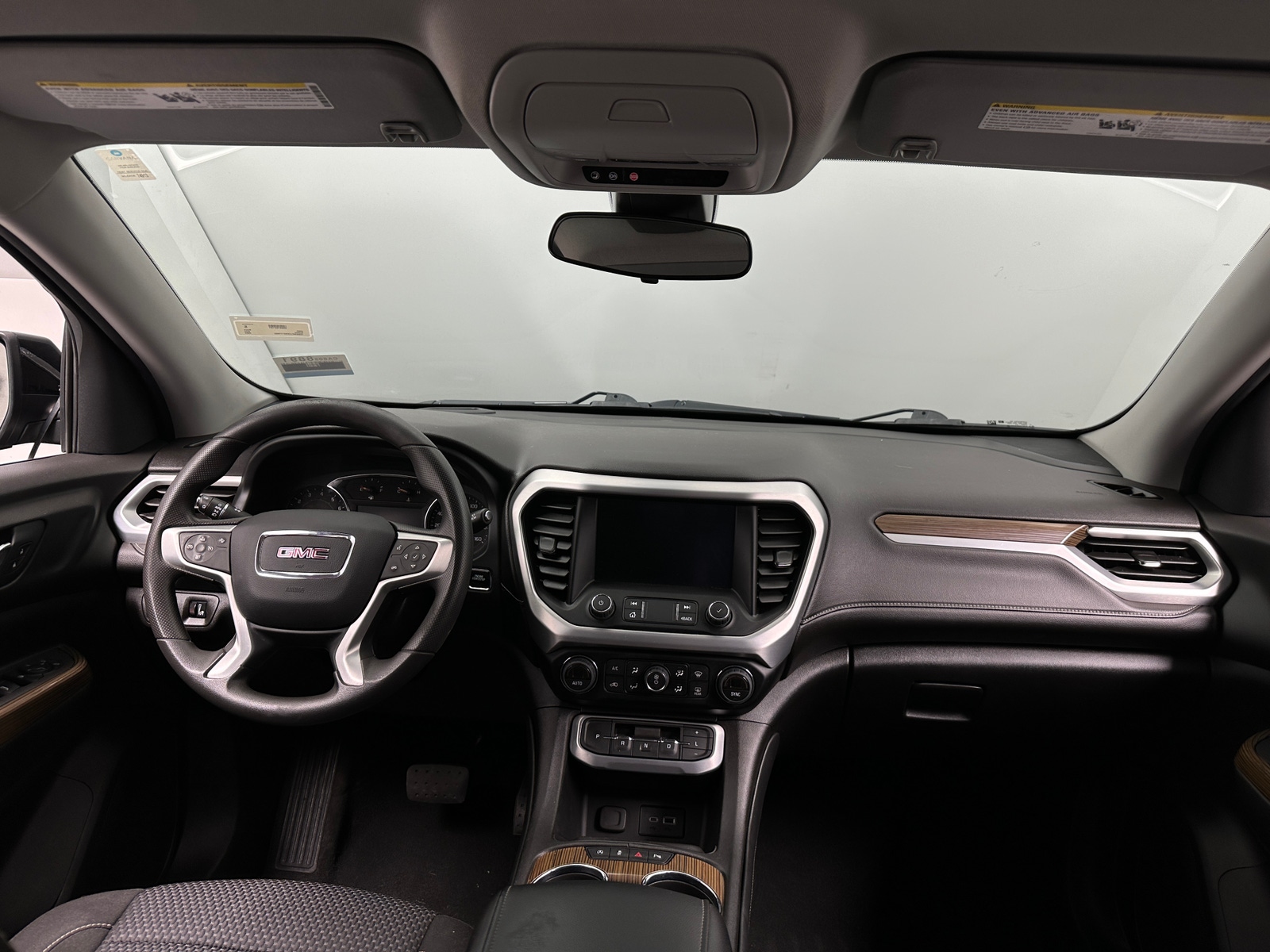 Thumbnail: 2022 GMC Acadia - 3
