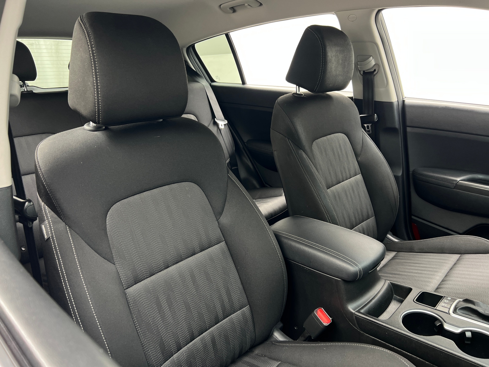 Thumbnail: 2020 Kia Sportage - 2