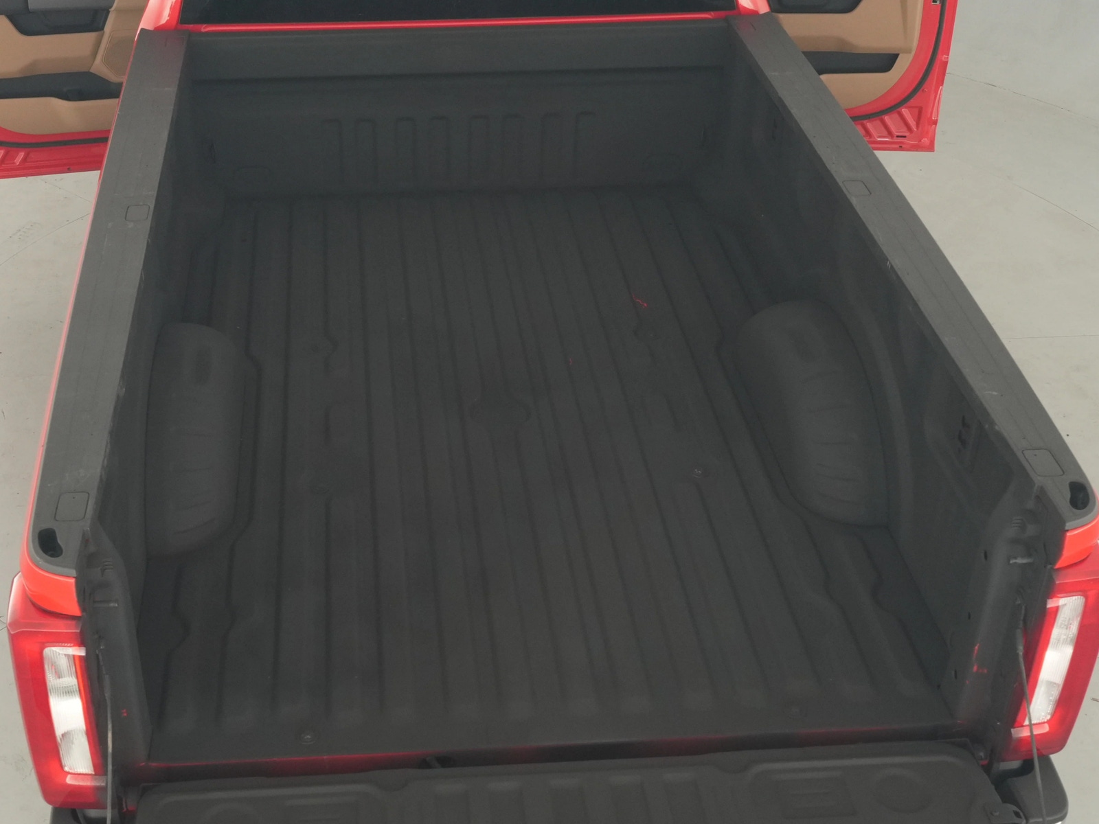 Thumbnail: 2025 Ford Econoline - 7
