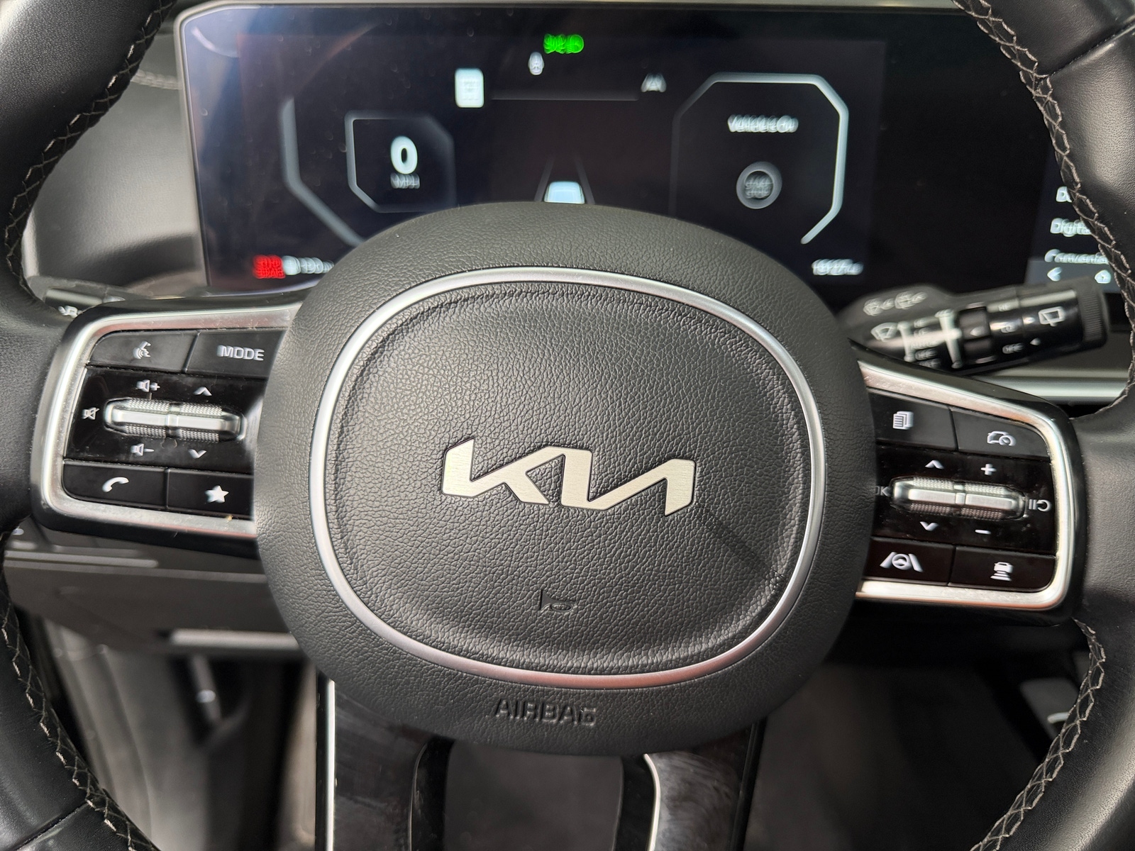 Thumbnail: 2025 Kia Sorento - 4