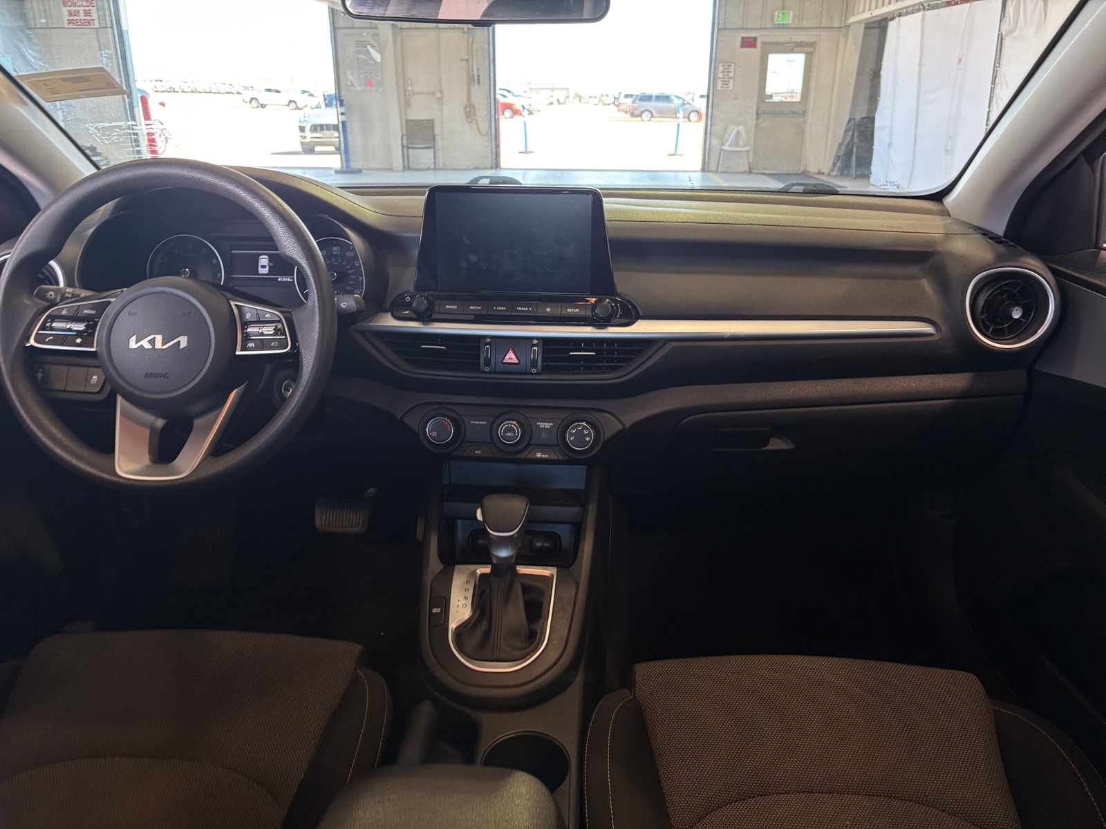 Thumbnail: 2022 Kia Forte - 3