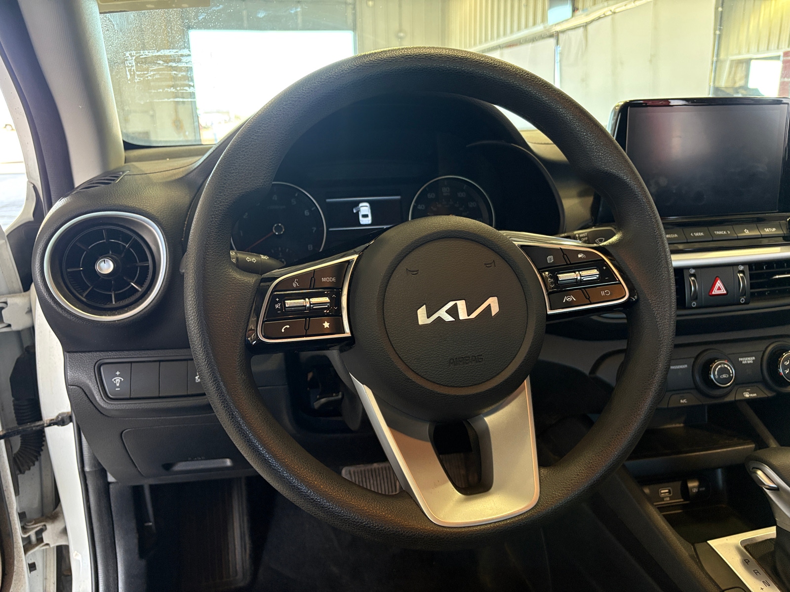 Thumbnail: 2022 Kia Forte - 5