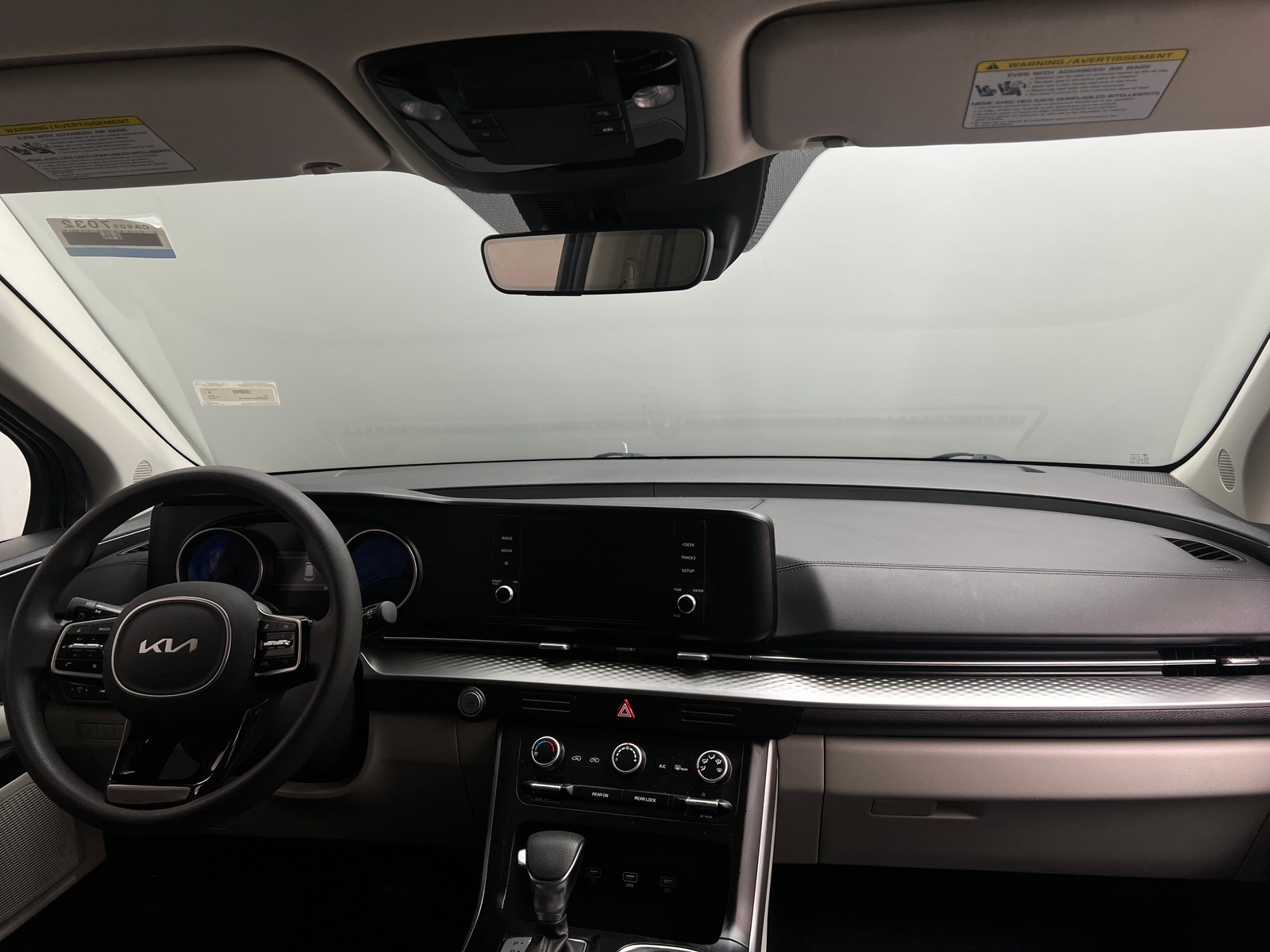 Thumbnail: 2024 Kia Carnival - 3