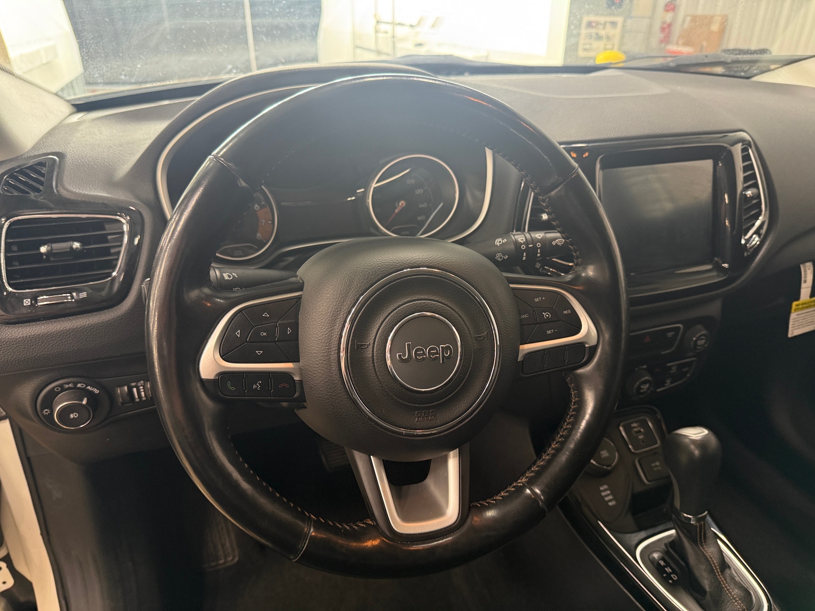 Thumbnail: 2020 Jeep Compass - 4