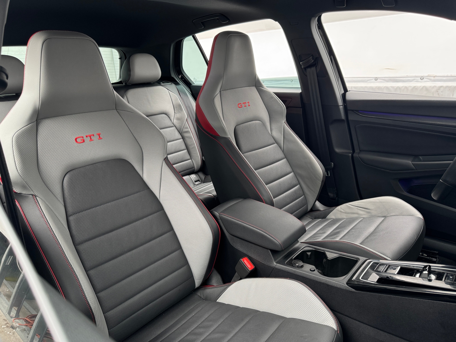 Thumbnail: 2024 Volkswagen Golf - 2