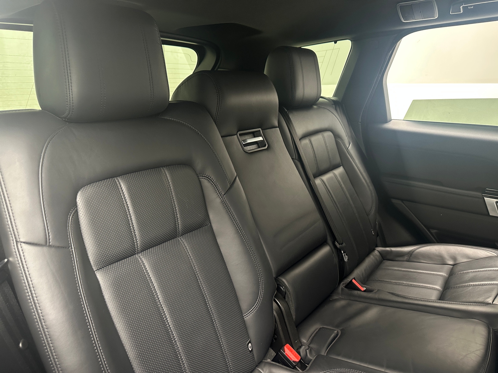 Thumbnail: 2020 Land Rover Range Rover Sport - 5