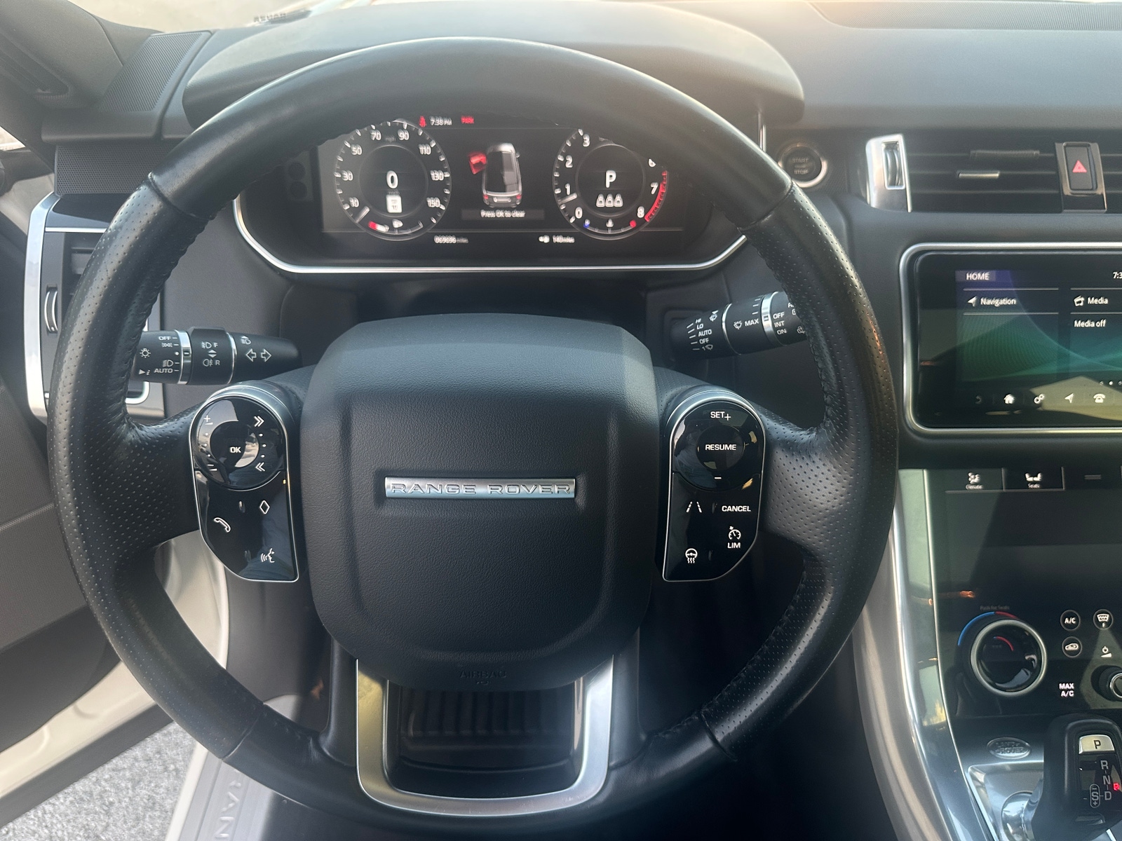 Thumbnail: 2020 Land Rover Range Rover Sport - 4