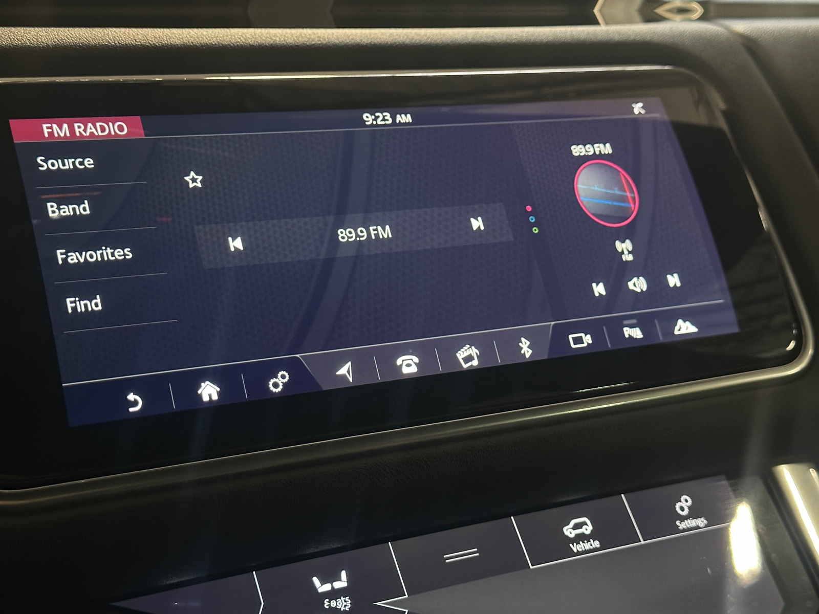 Thumbnail: 2020 Land Rover Range Rover Sport - 3