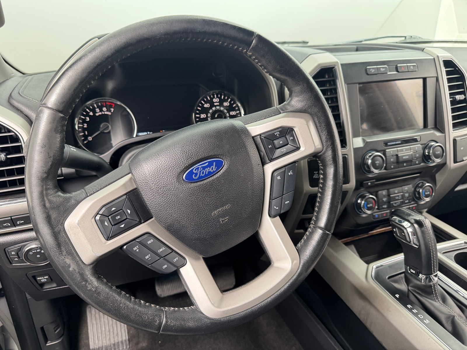 Thumbnail: 2018 Ford Econoline - 4