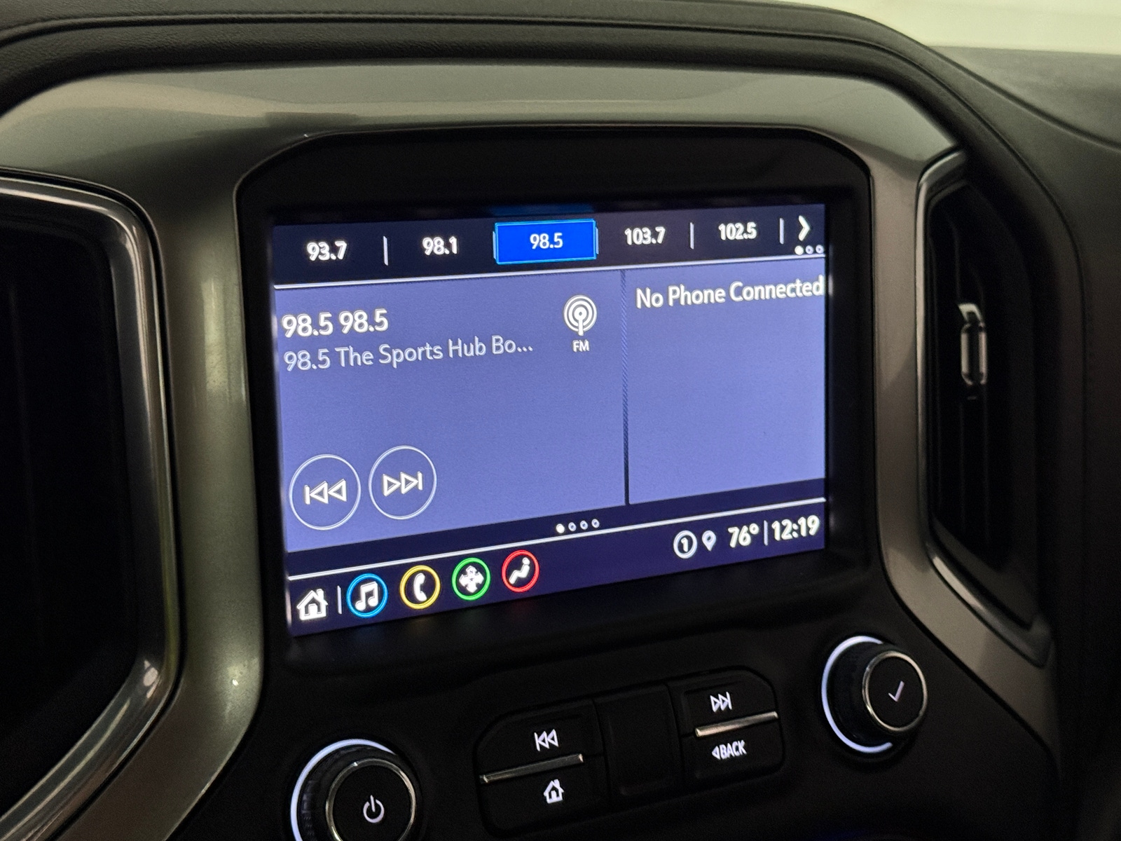 Thumbnail: 2022 Chevrolet Silverado 1500 - 4