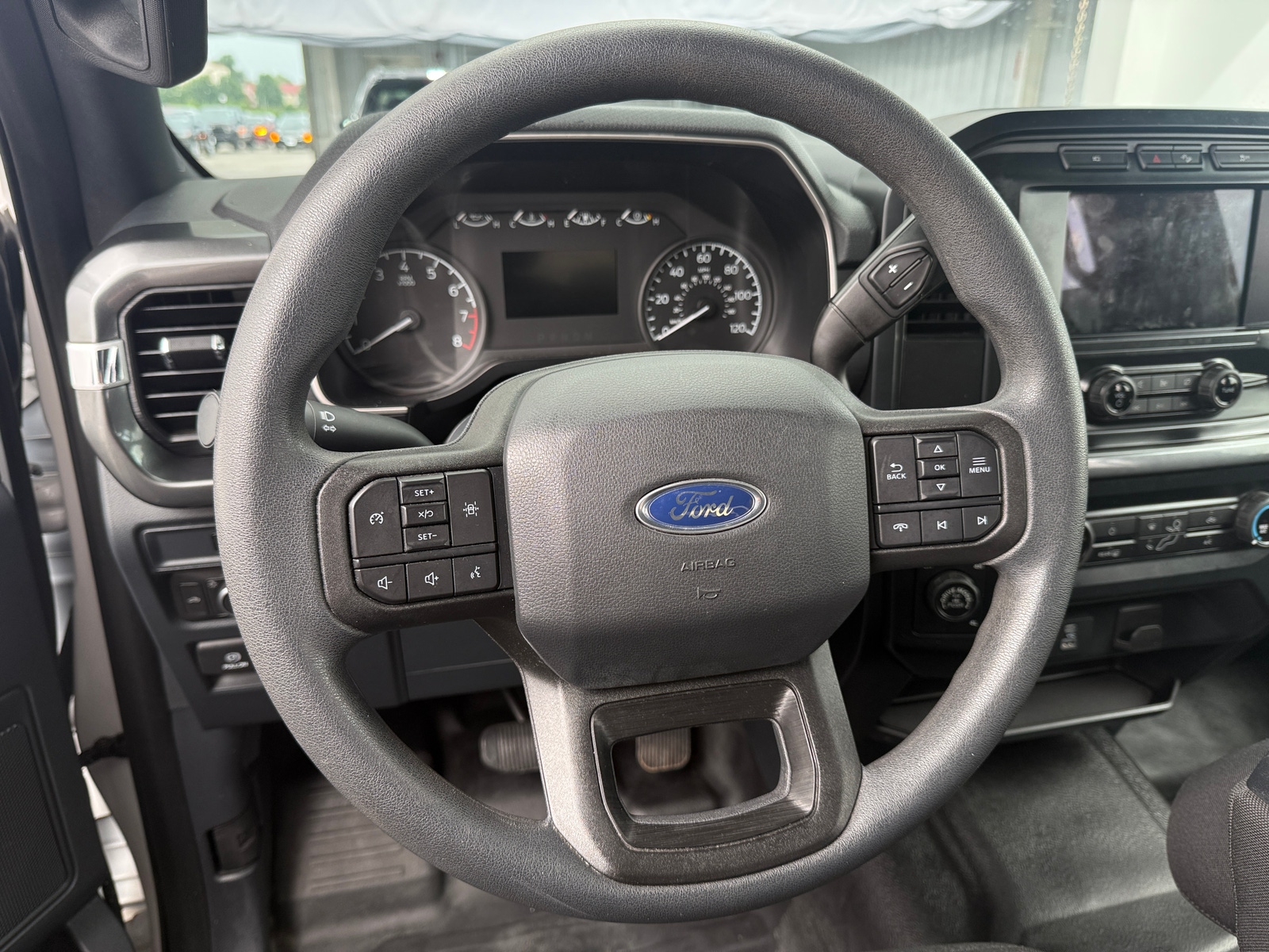 Thumbnail: 2022 Ford Econoline - 5