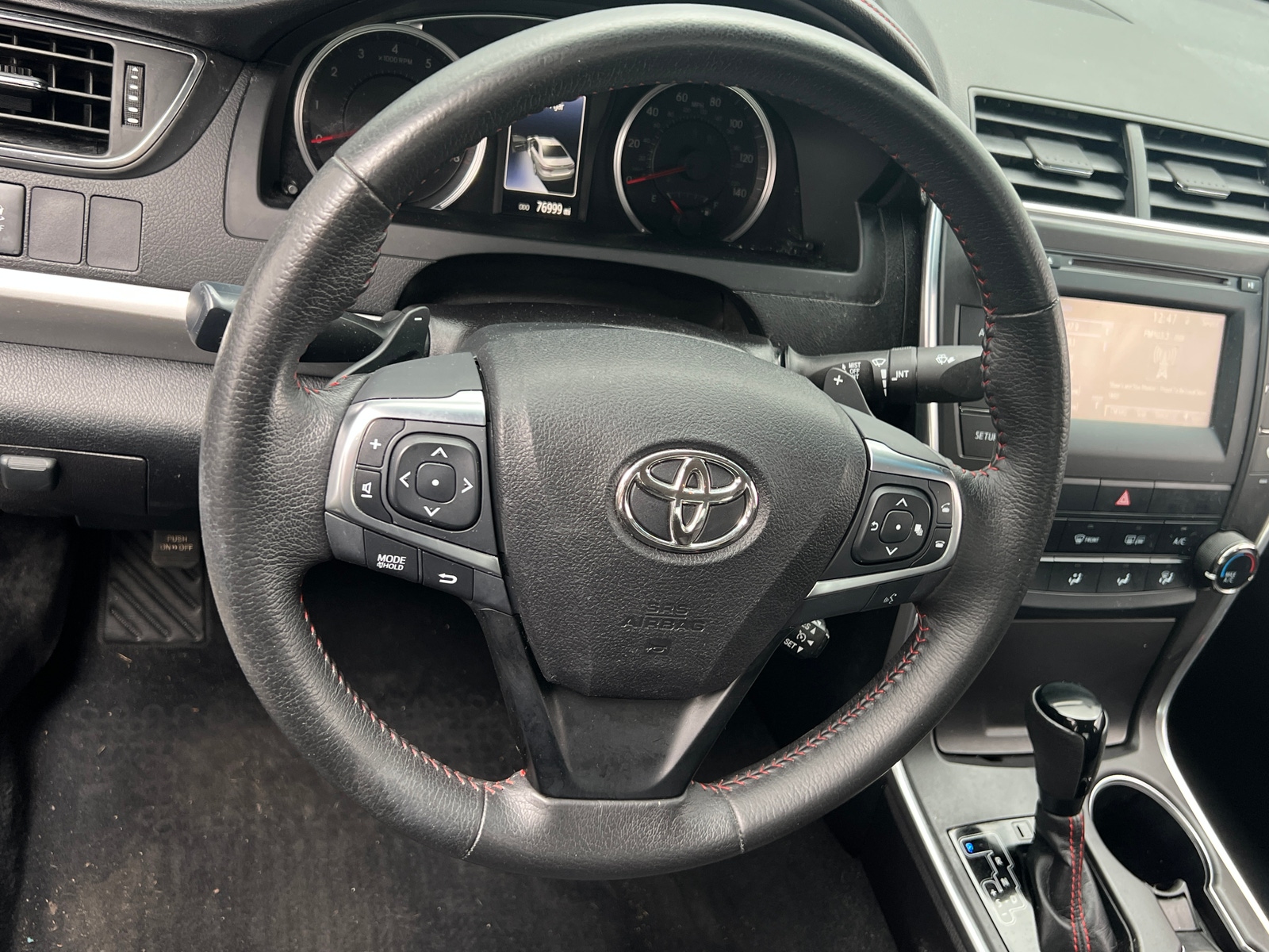 Thumbnail: 2017 Toyota Camry - 5