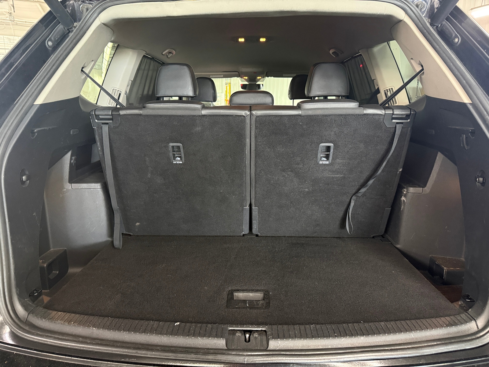 Thumbnail: 2018 Volkswagen Atlas - 6