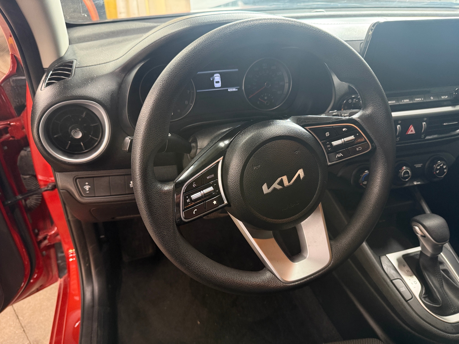 Thumbnail: 2023 Kia Forte - 5