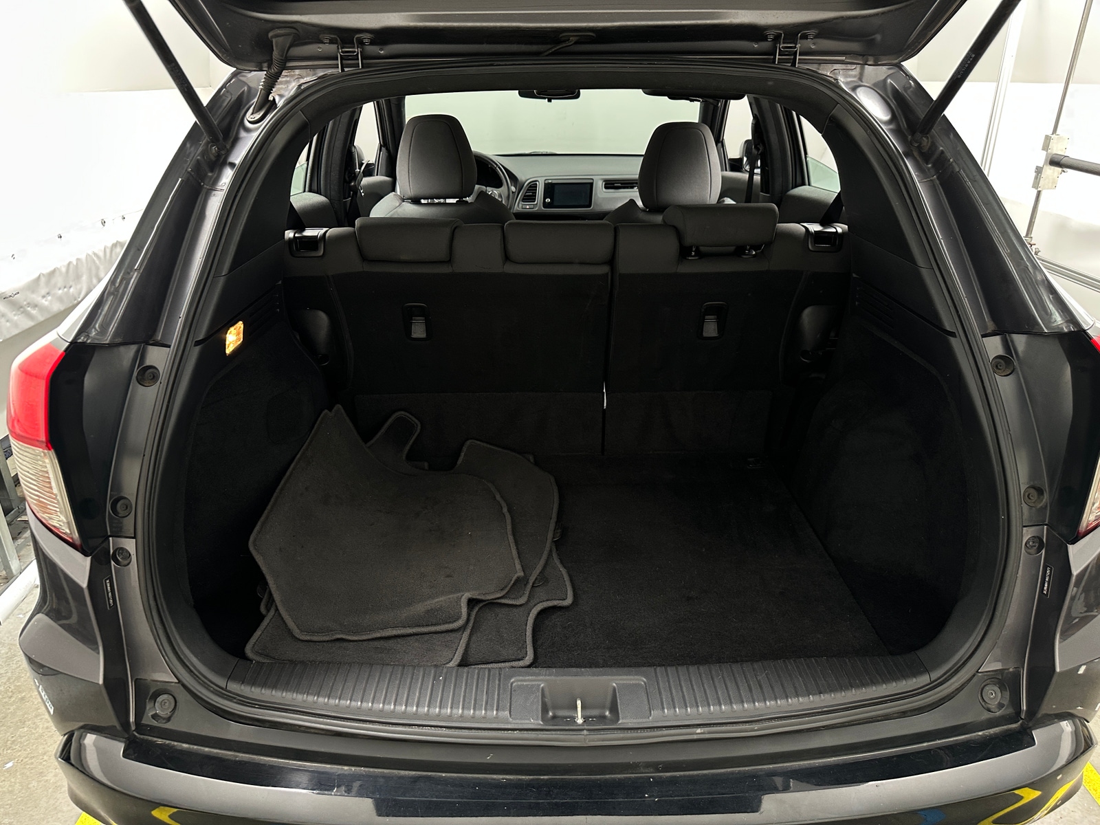 Thumbnail: 2019 Honda HR-V - 7