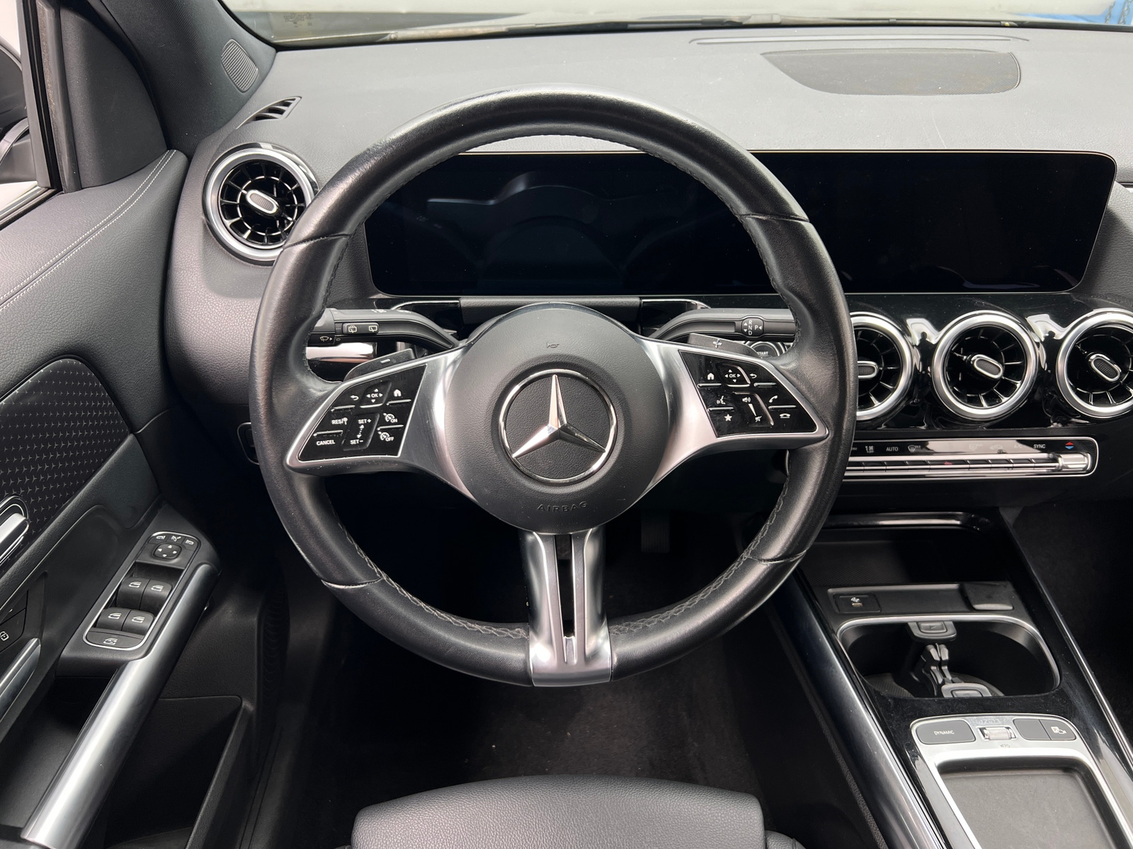 Thumbnail: 2025 Mercedes-Benz GLA - 4