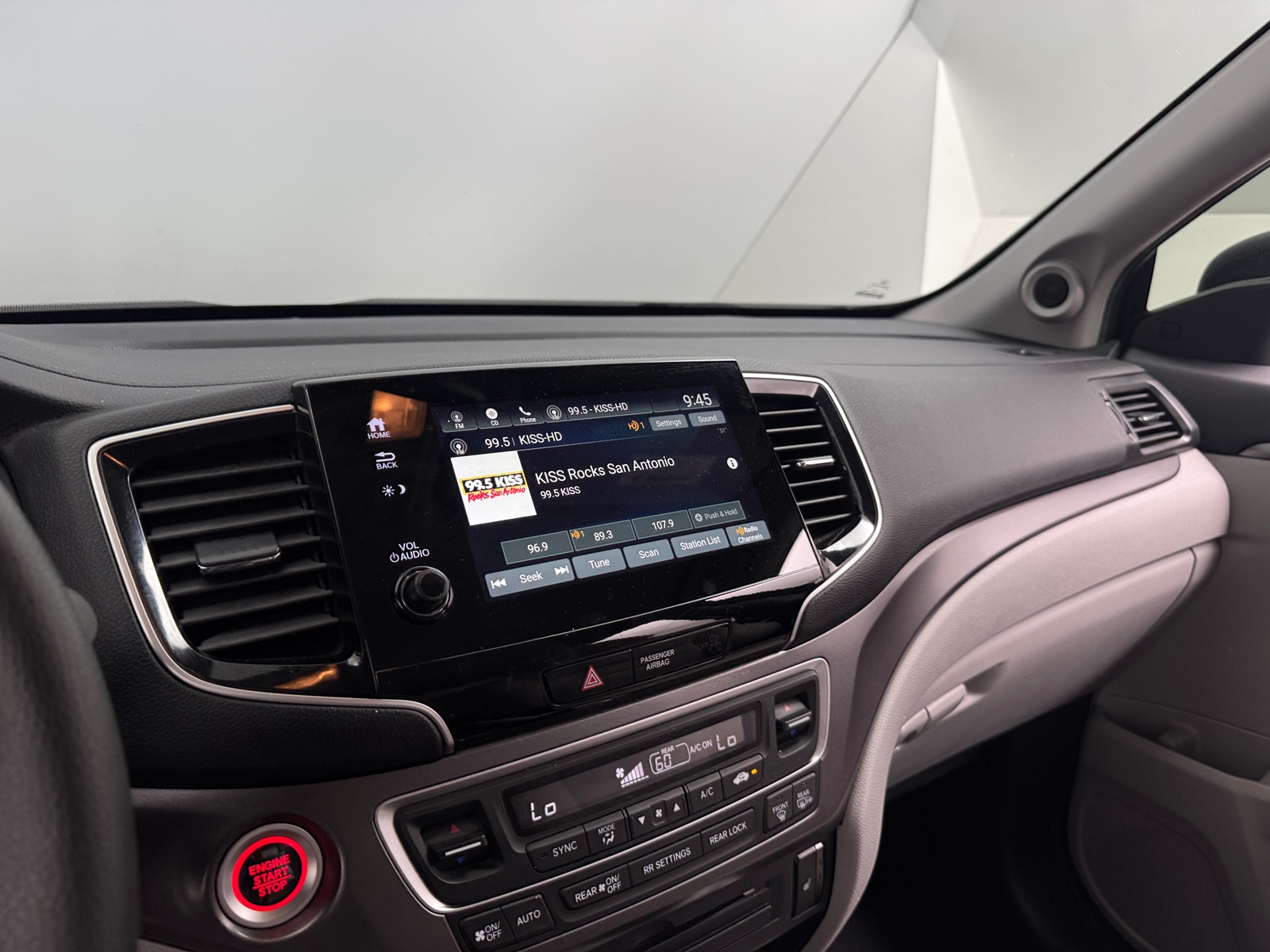 Thumbnail: 2020 Honda Pilot - 4