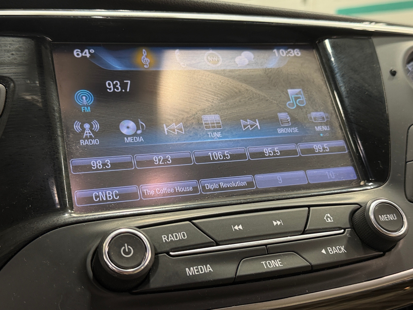 Thumbnail: 2020 Buick Envision - 3