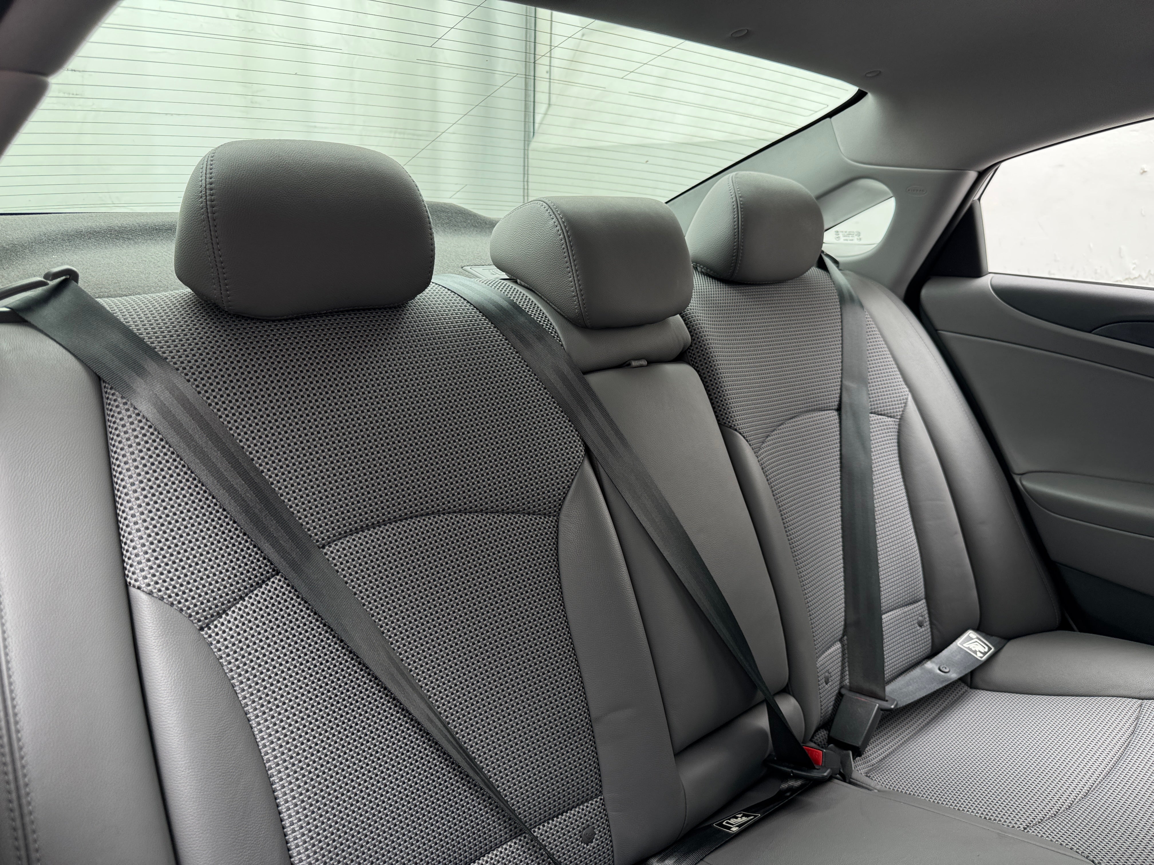 Used 2012 Hyundai Sonata SE with VIN 5NPEC4AC1CH338642 for sale in Pewaukee, WI