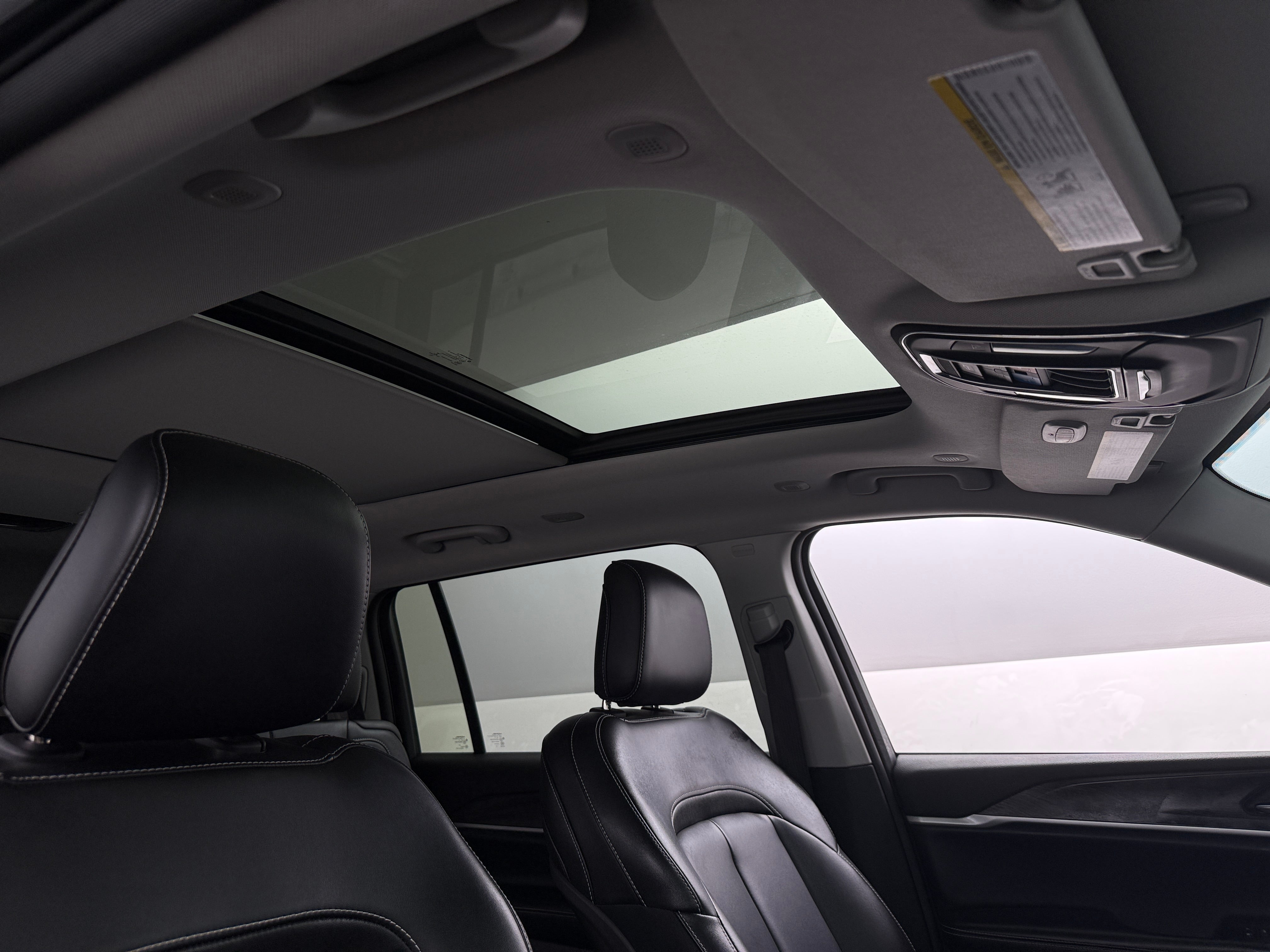 2023 Jeep Grand Cherokee L Limited - Photo 9
