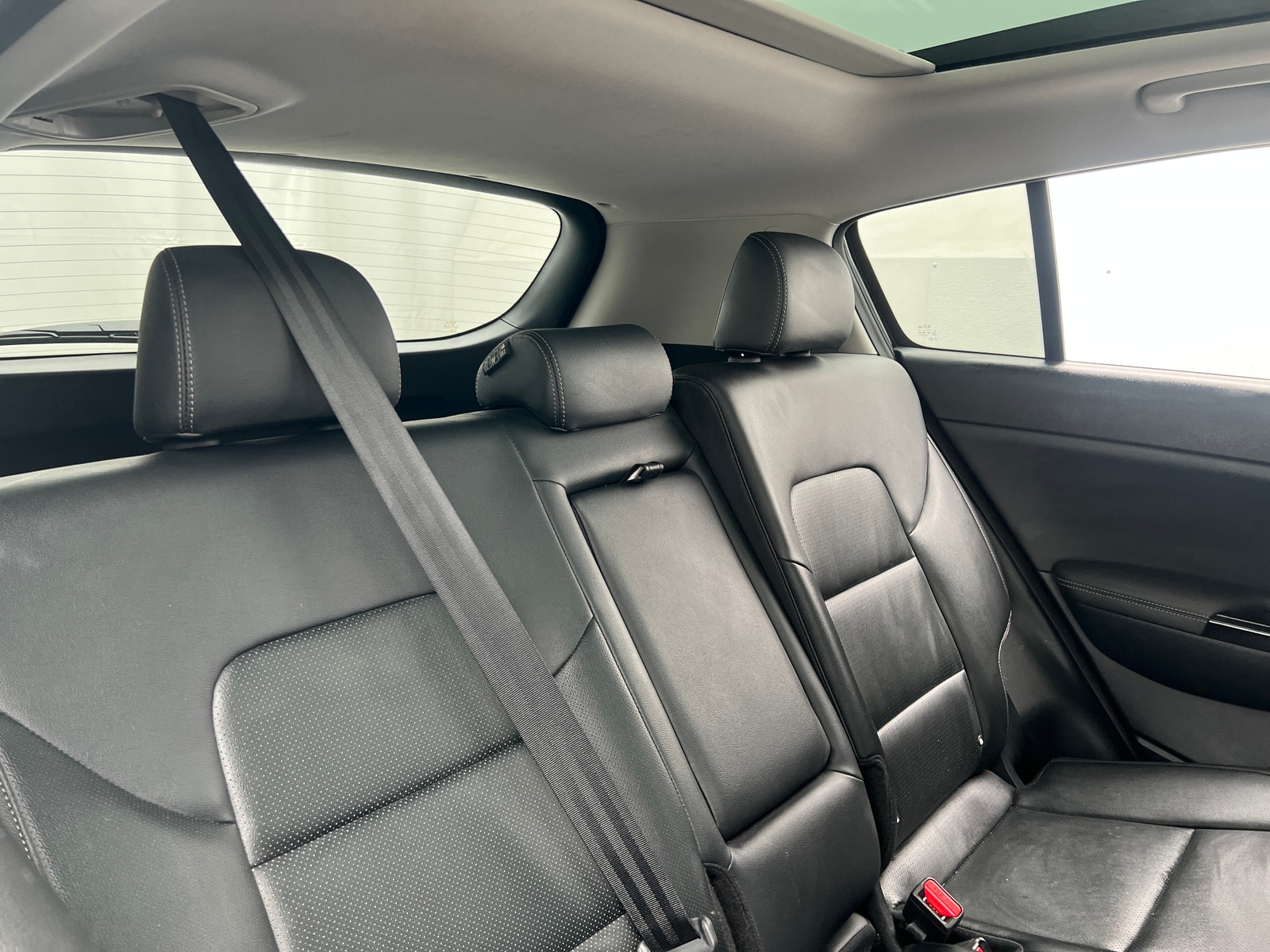 Thumbnail: 2022 Kia Sportage - 5