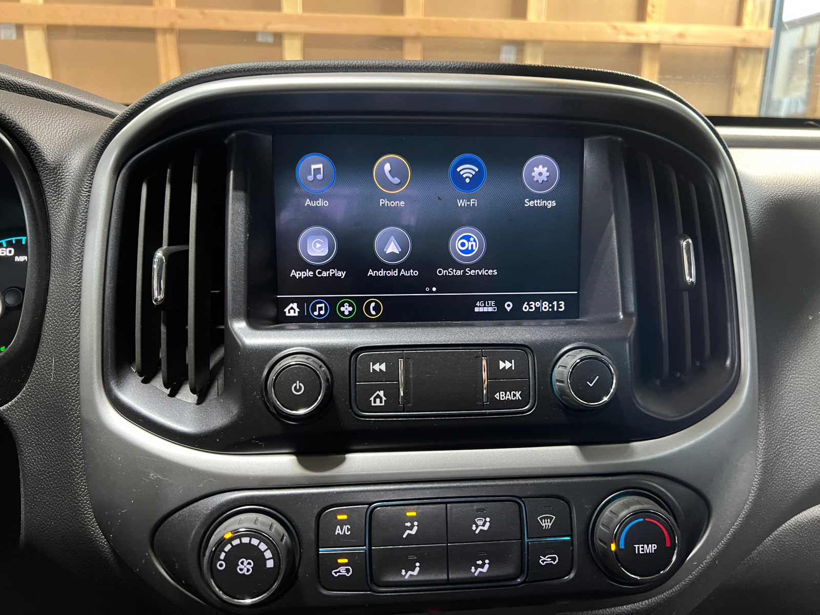 Thumbnail: 2022 Chevrolet Colorado - 4