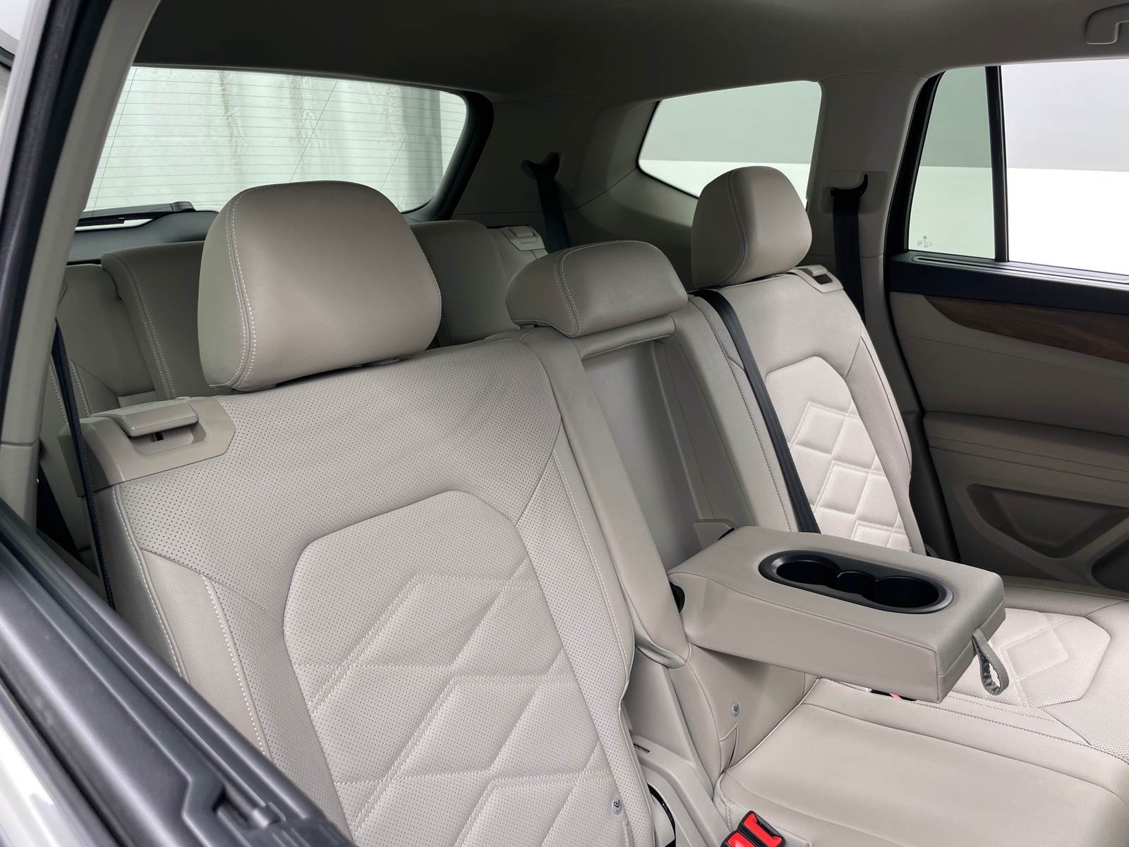 Thumbnail: 2026 Volkswagen Atlas - 5