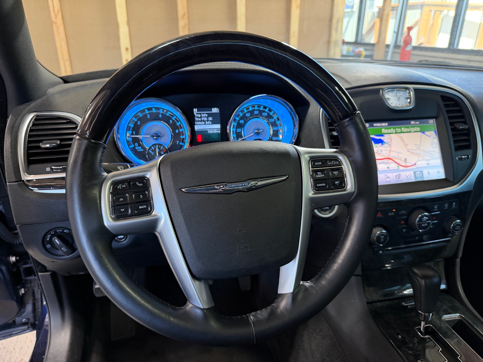 Thumbnail: 2011 Chrysler 300 - 4