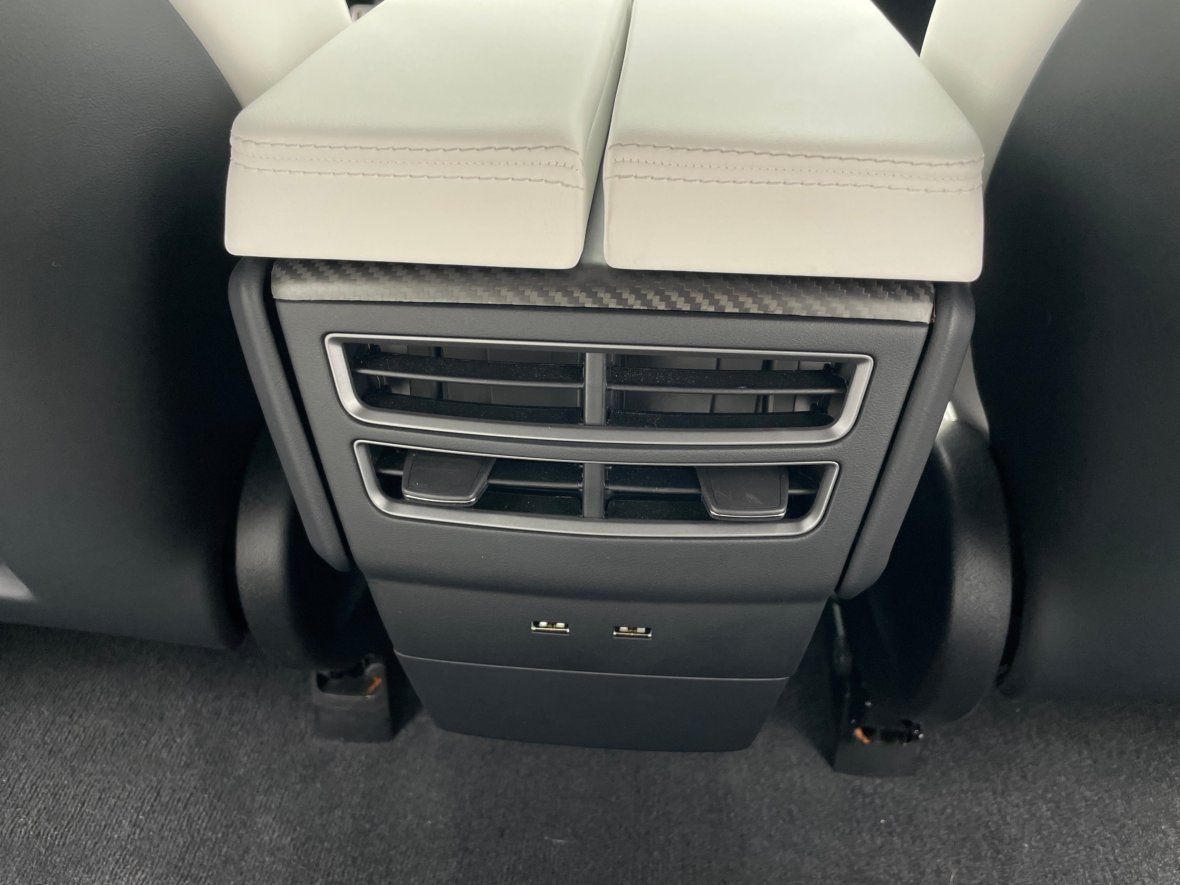 Used 2020 Tesla Model S Performance with VIN 5YJSA1E46LF370642 for sale in Oak Creek, WI