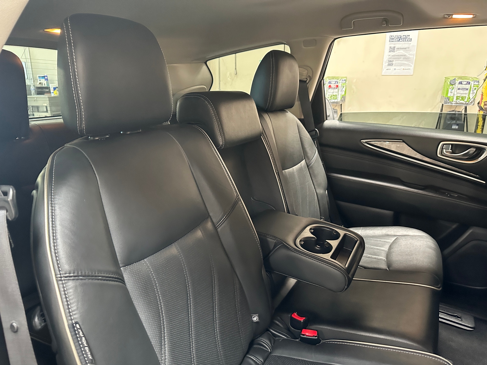 Thumbnail: 2019 INFINITI QX60 - 5