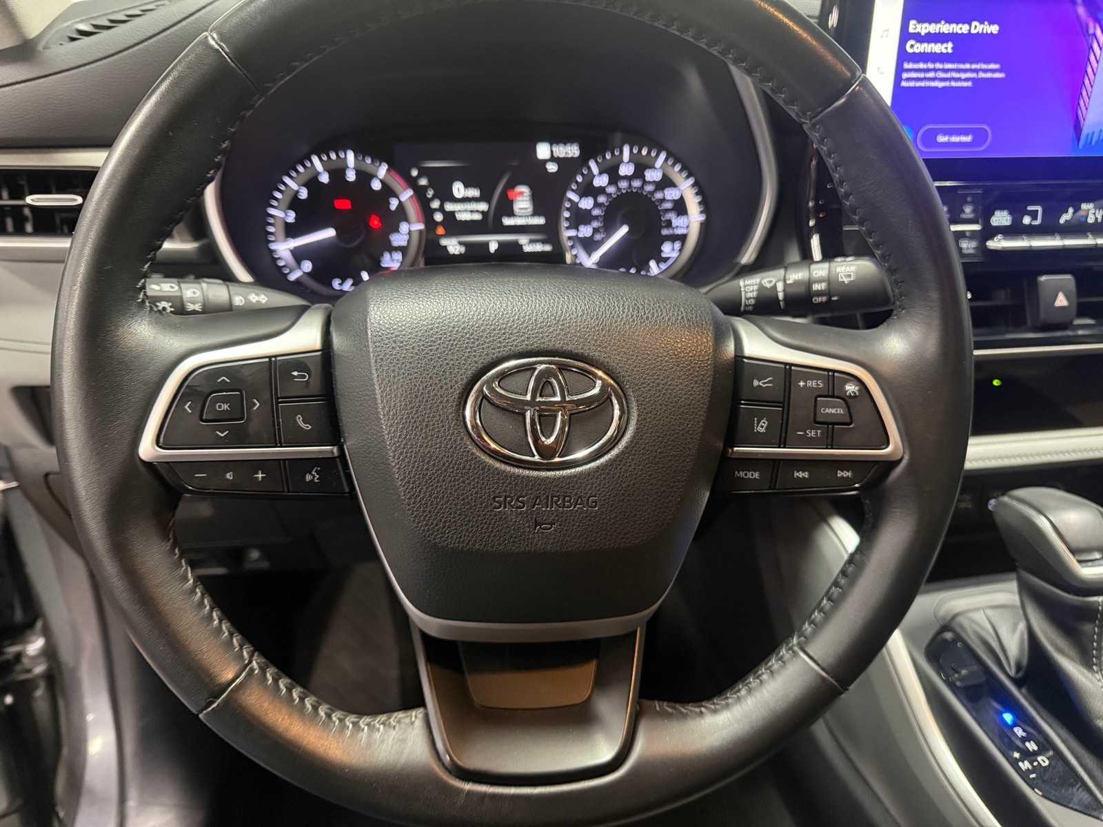 Thumbnail: 2023 Toyota Highlander - 4