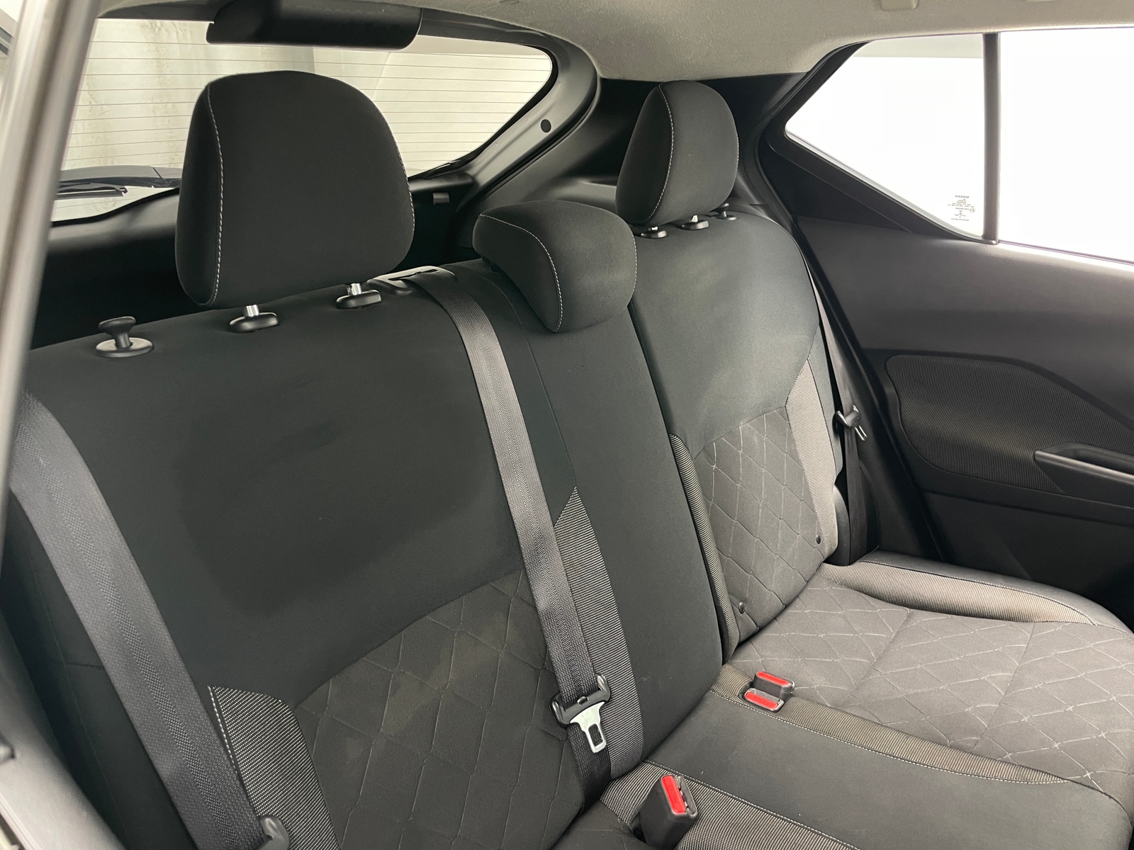 Thumbnail: 2019 Nissan Kicks - 6
