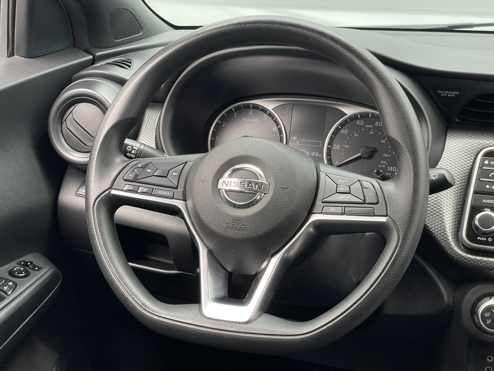 Thumbnail: 2019 Nissan Kicks - 5