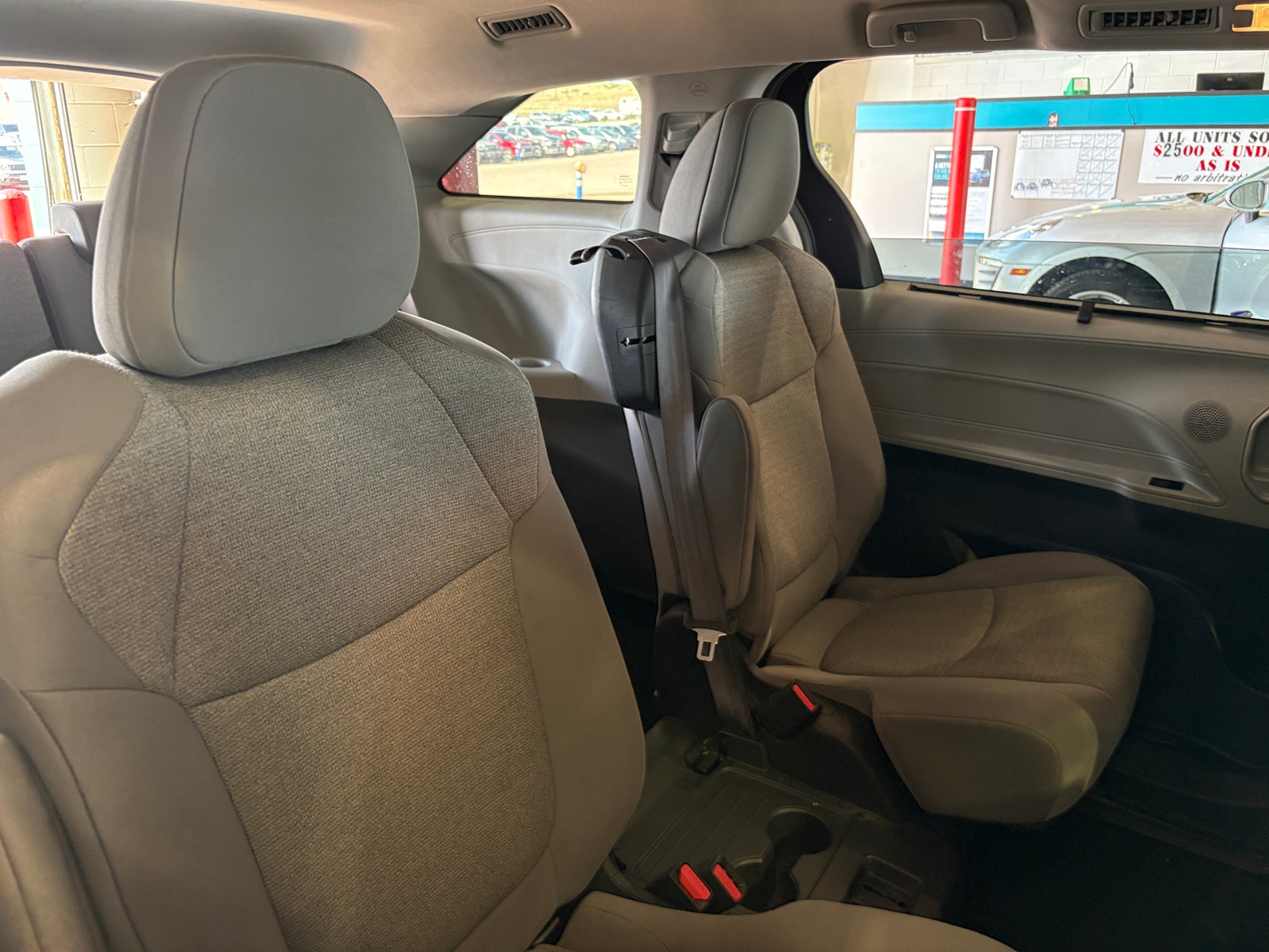 Thumbnail: 2024 Toyota Sienna - 6