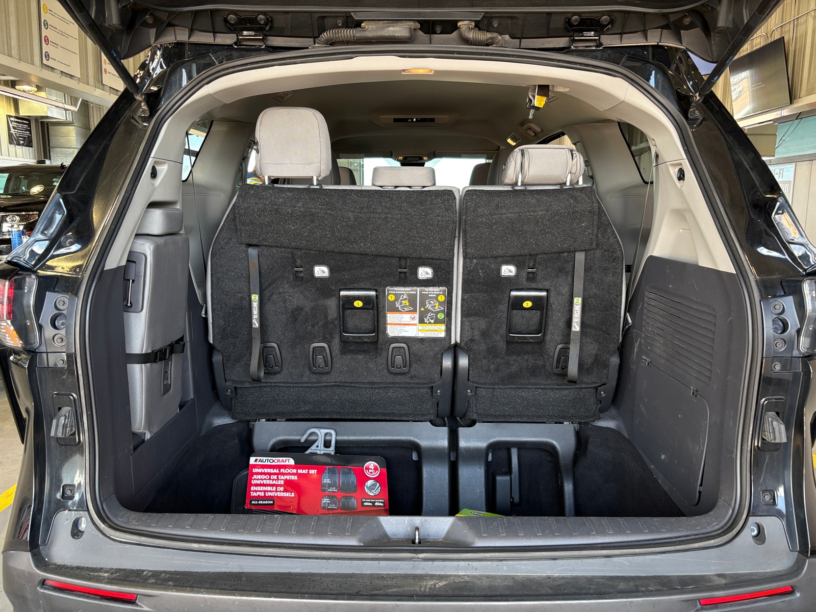 Thumbnail: 2024 Toyota Sienna - 7