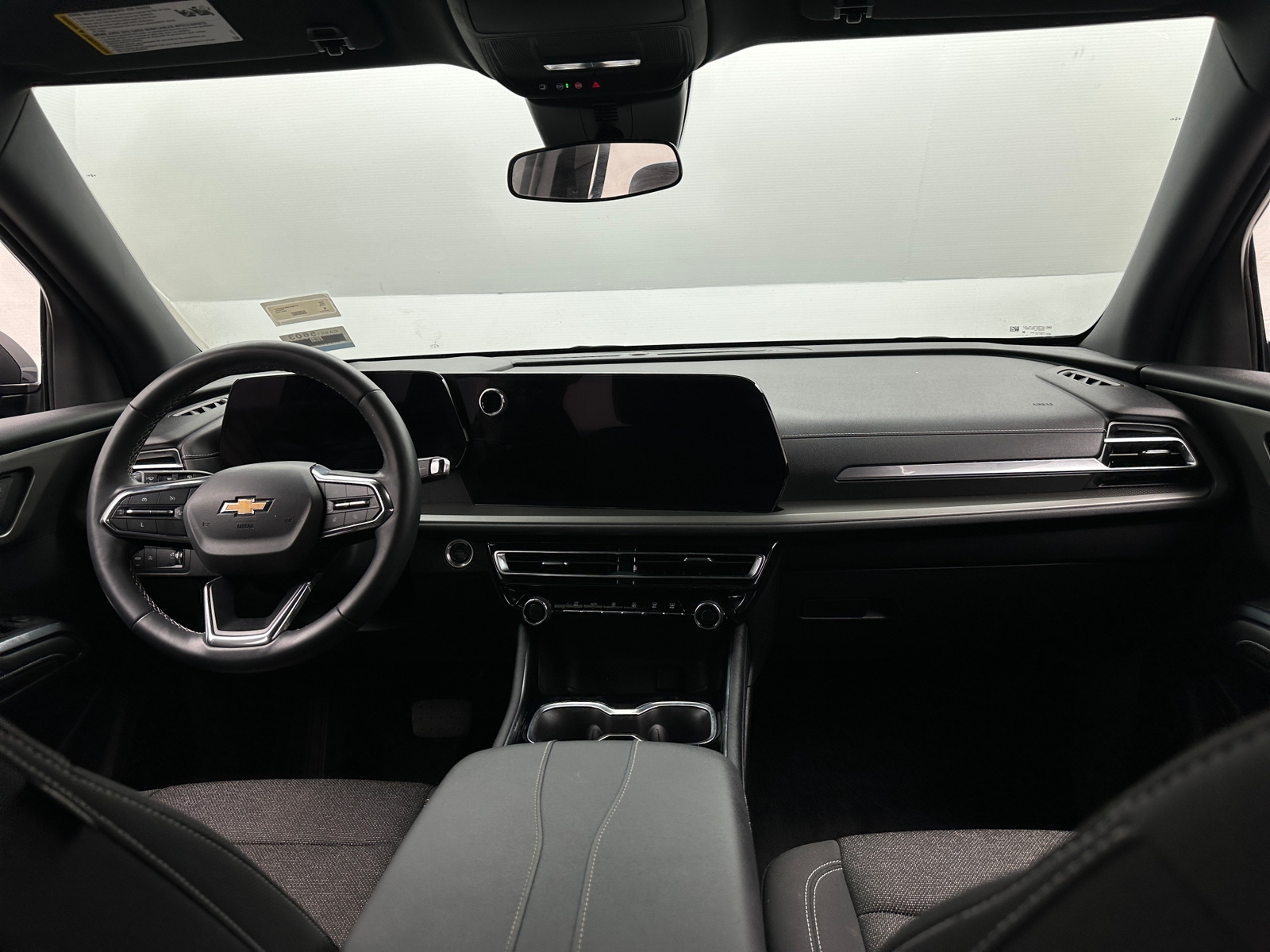 Thumbnail: 2024 Chevrolet Traverse - 3