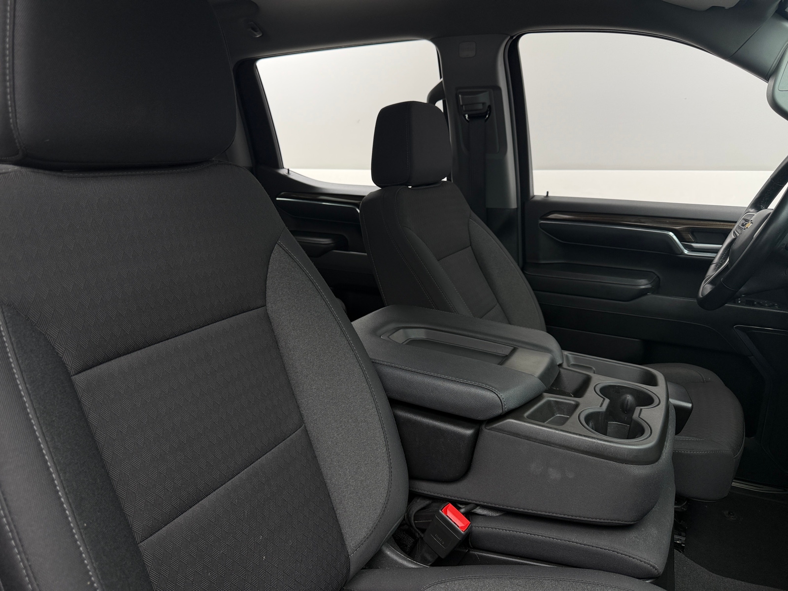 Thumbnail: 2024 Chevrolet Silverado 1500 - 2