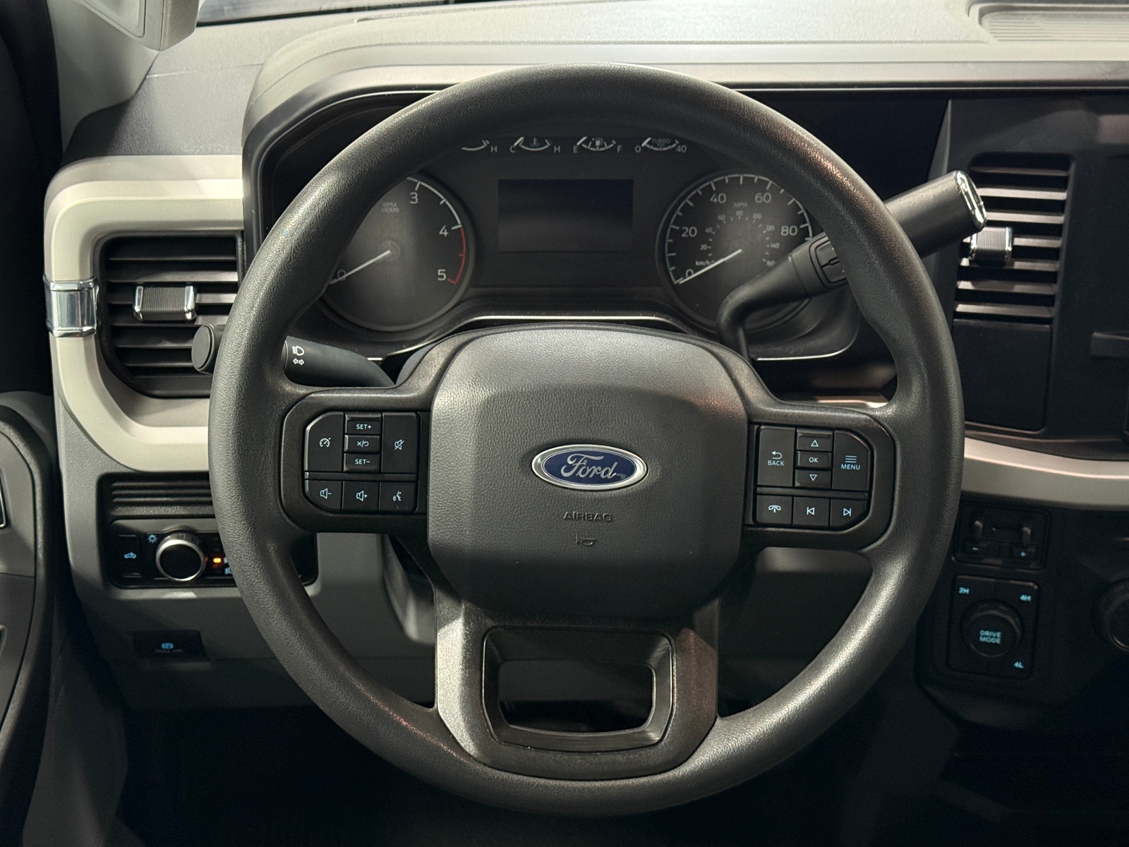 Thumbnail: 2023 Ford Econoline - 5