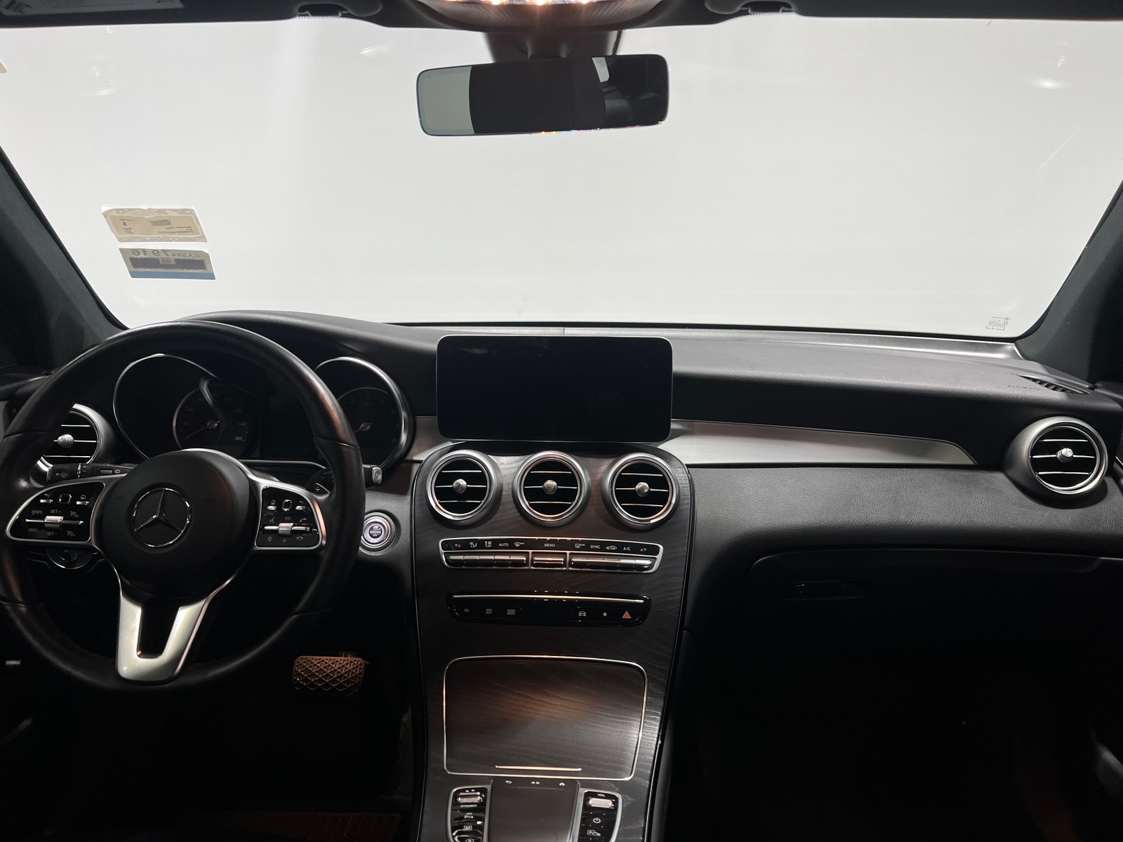 Thumbnail: 2021 Mercedes-Benz GLC - 2