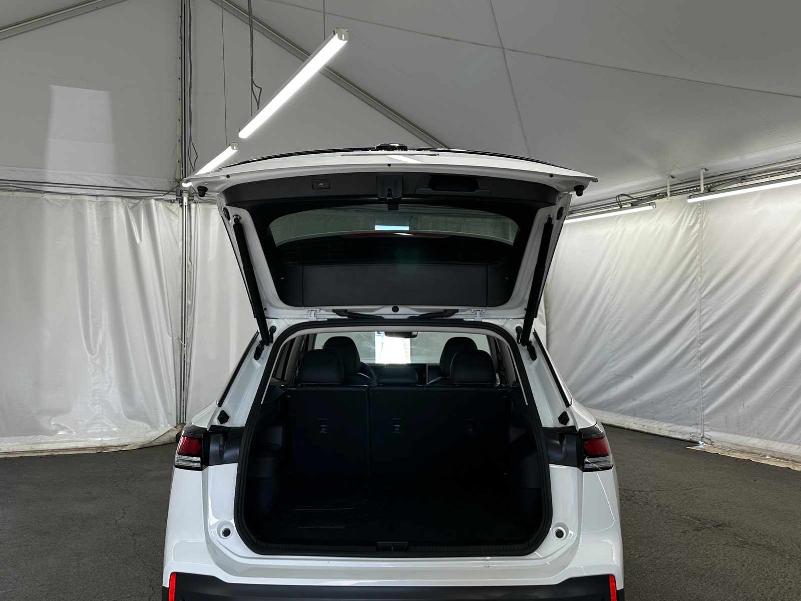 Thumbnail: 2026 Volkswagen Tiguan - 6