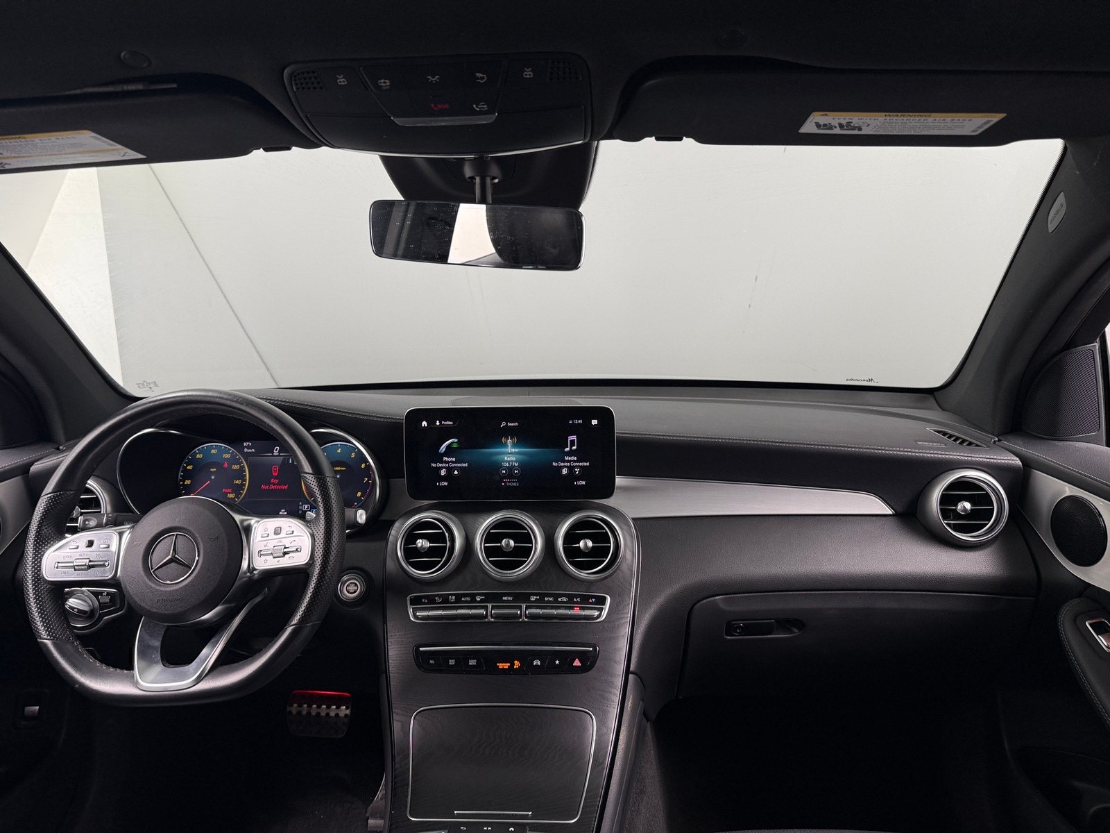 Thumbnail: 2023 Mercedes-Benz GLC - 2