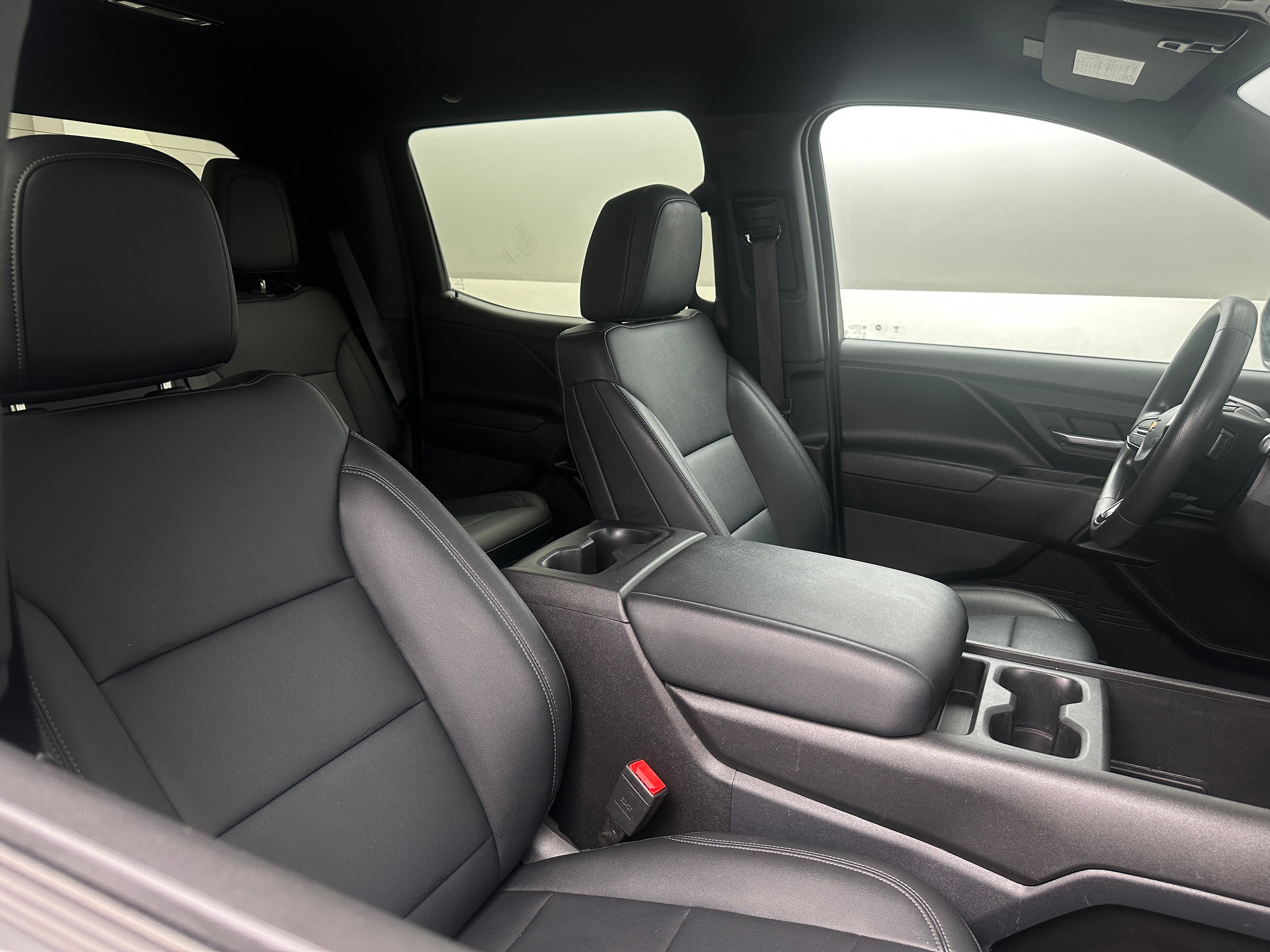 Used 2024 Chevrolet Silverado EV Work Truck with VIN 1GC10UEDXRU205208 for sale in Oak Creek, WI