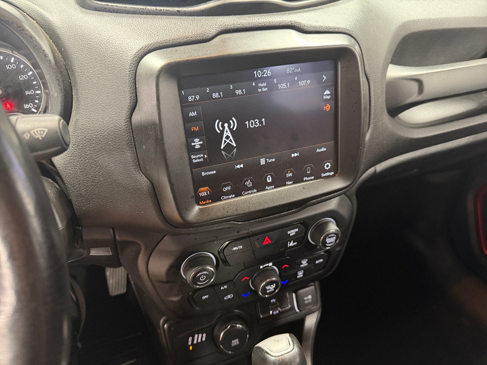 Thumbnail: 2022 Jeep Renegade - 4