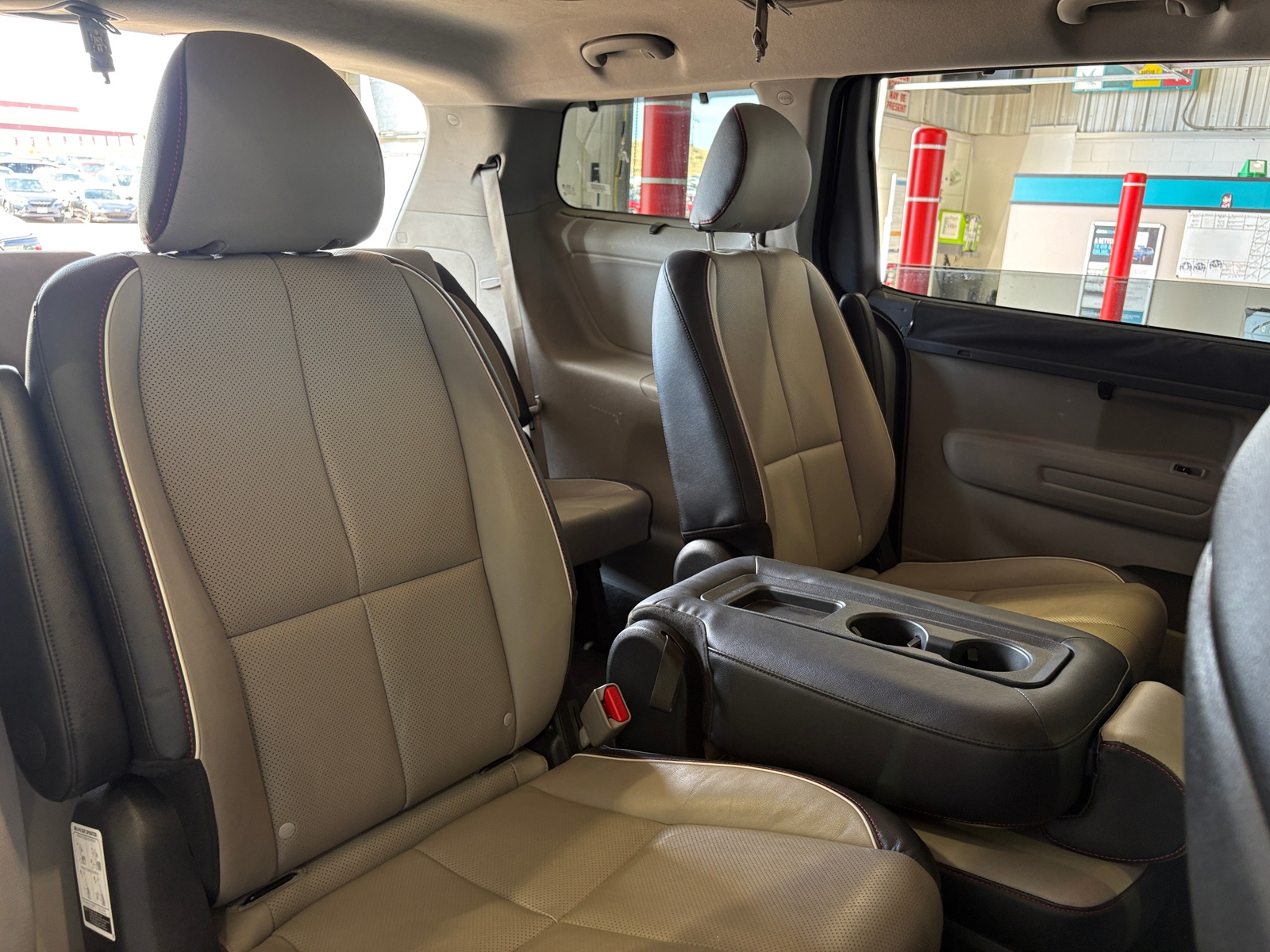 Thumbnail: 2019 Kia Sedona - 5
