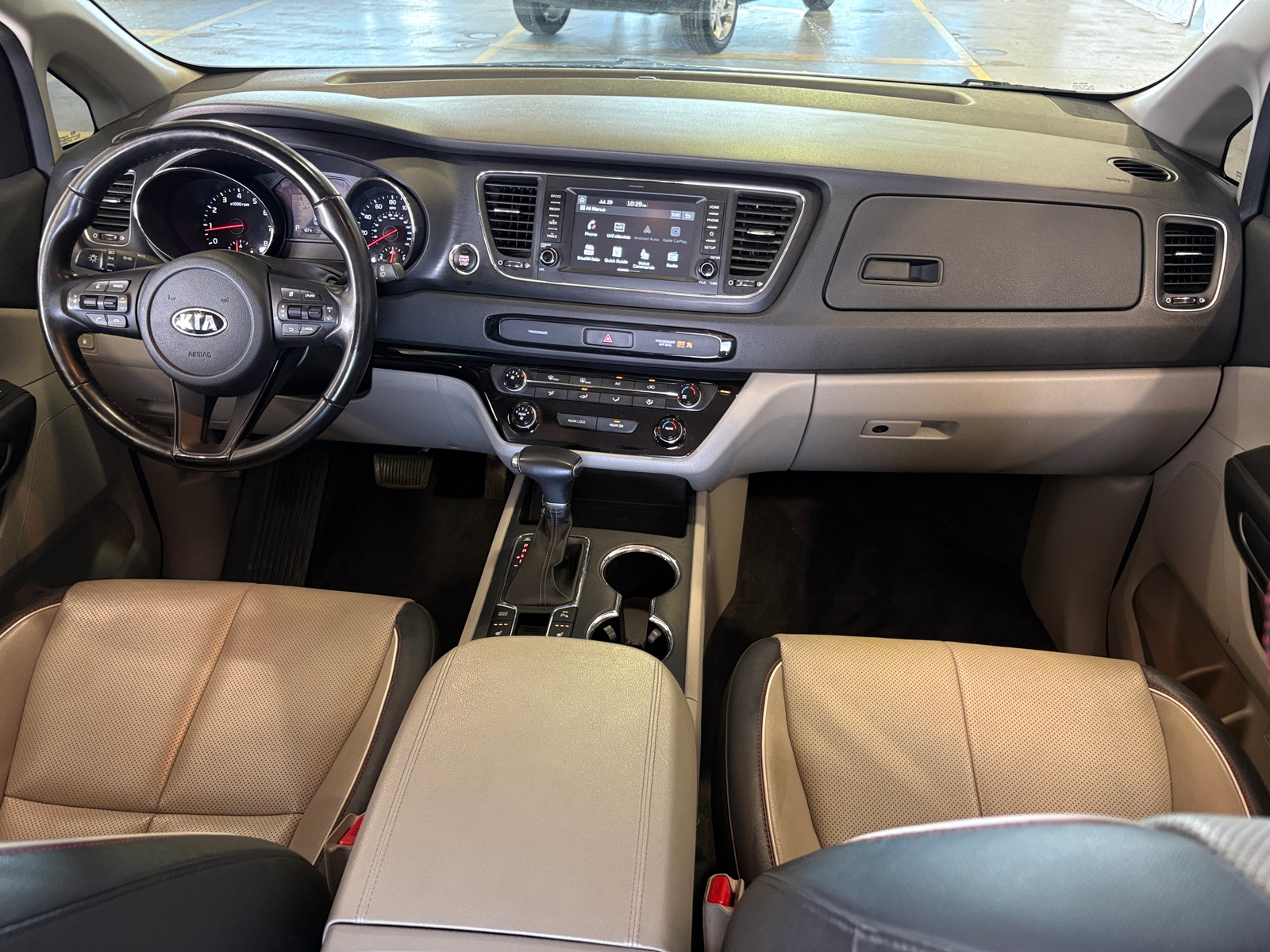 Thumbnail: 2019 Kia Sedona - 2