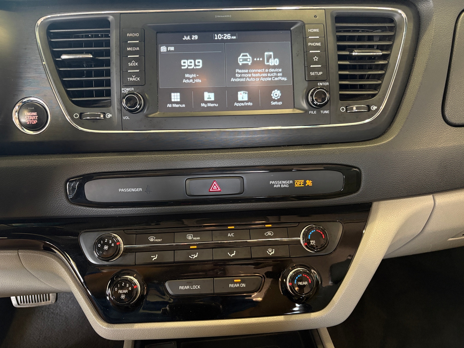 Thumbnail: 2019 Kia Sedona - 3
