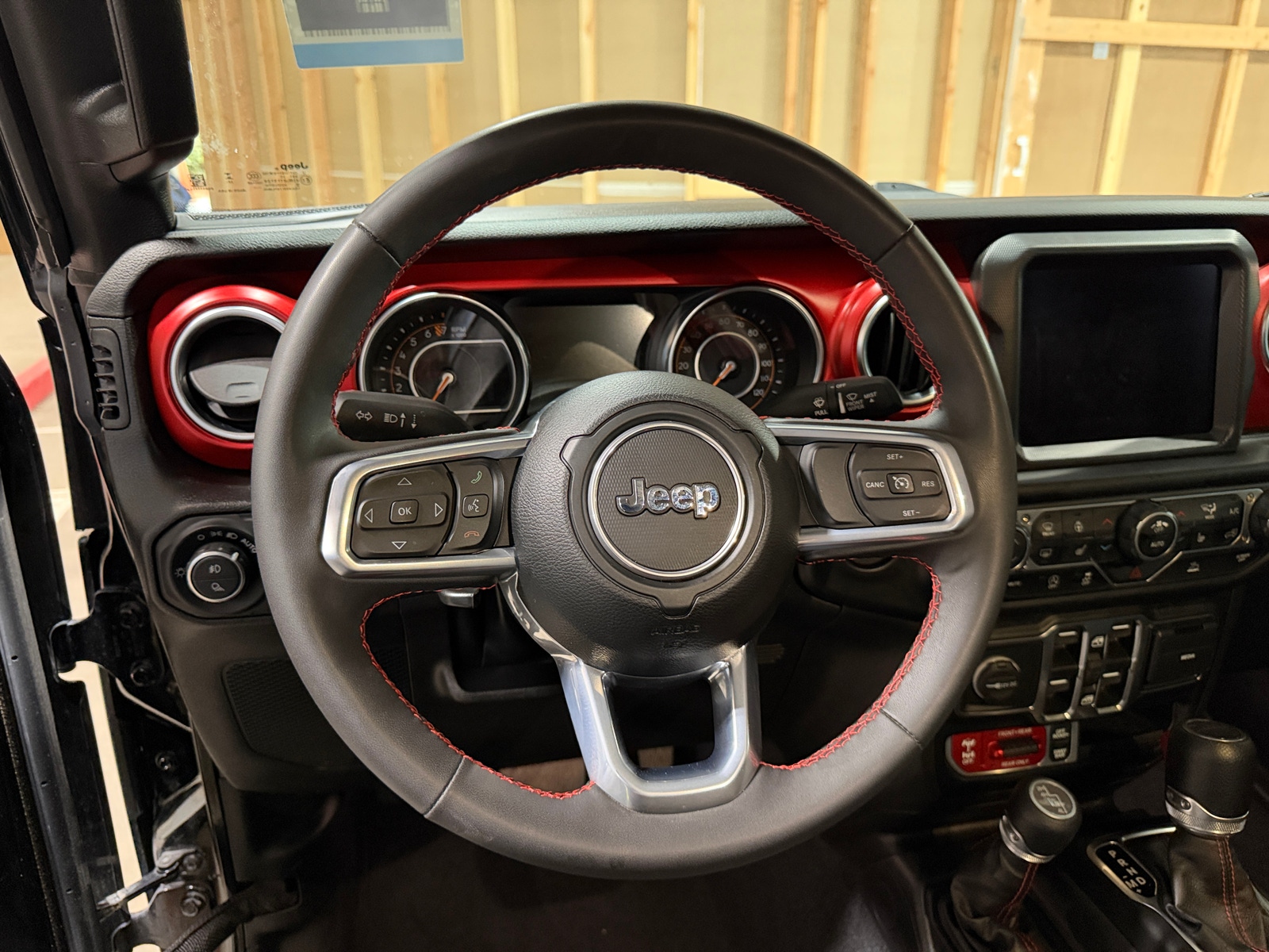 Thumbnail: 2023 Jeep Gladiator - 5