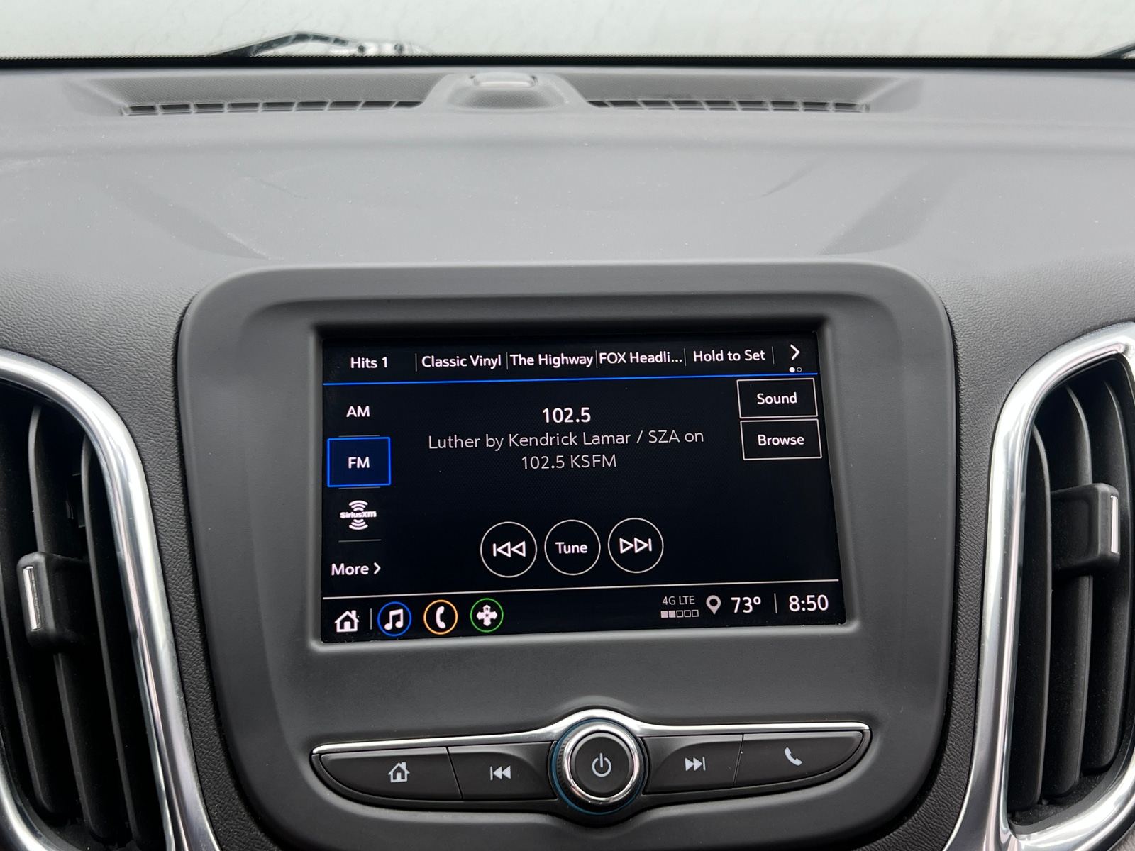 Thumbnail: 2023 Chevrolet Equinox - 4