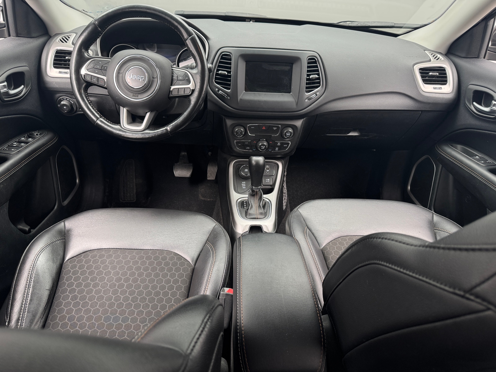 Thumbnail: 2020 Jeep Compass - 3