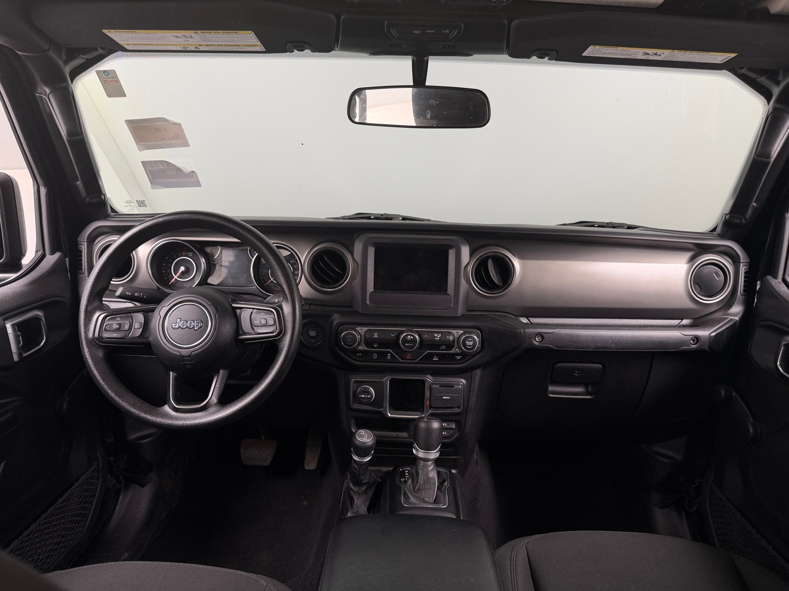 Thumbnail: 2023 Jeep Gladiator - 3